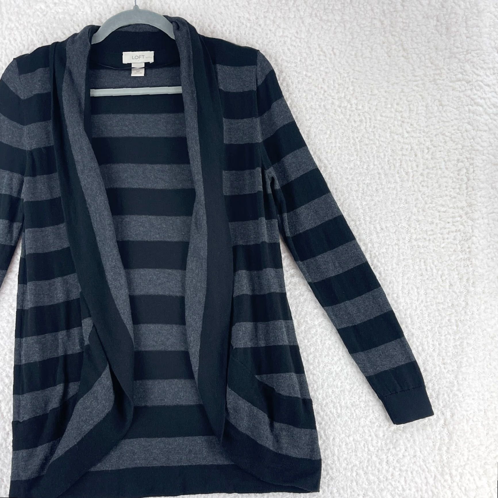 Loft LOFT Ann Taylor Cardigan Sweater Petites Black Gray Striped Womens PM Open V-Neck Long Sleeve Knit Size M / US 6-8 / IT 42-44 - 4 Thumbnail