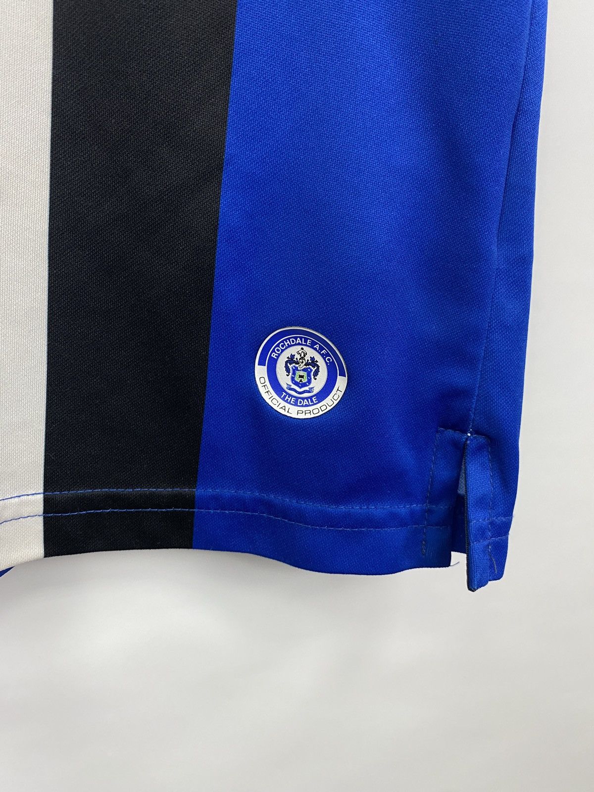 Errea 🏴󠁧󠁢󠁥󠁮󠁧󠁿 Vintage Y2K Rochdale Soccer Jersey T-Shirt Rare Retro Hype Size US M / EU 48-50 / 2 - 6 Thumbnail
