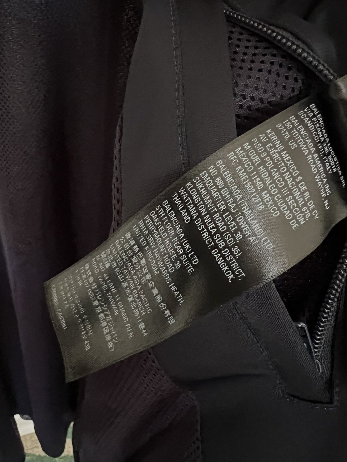 Balenciaga Balenciaga Track Suit Jacket - Garde-Robe Size US M / EU 48-50 / 2 - 10 Thumbnail