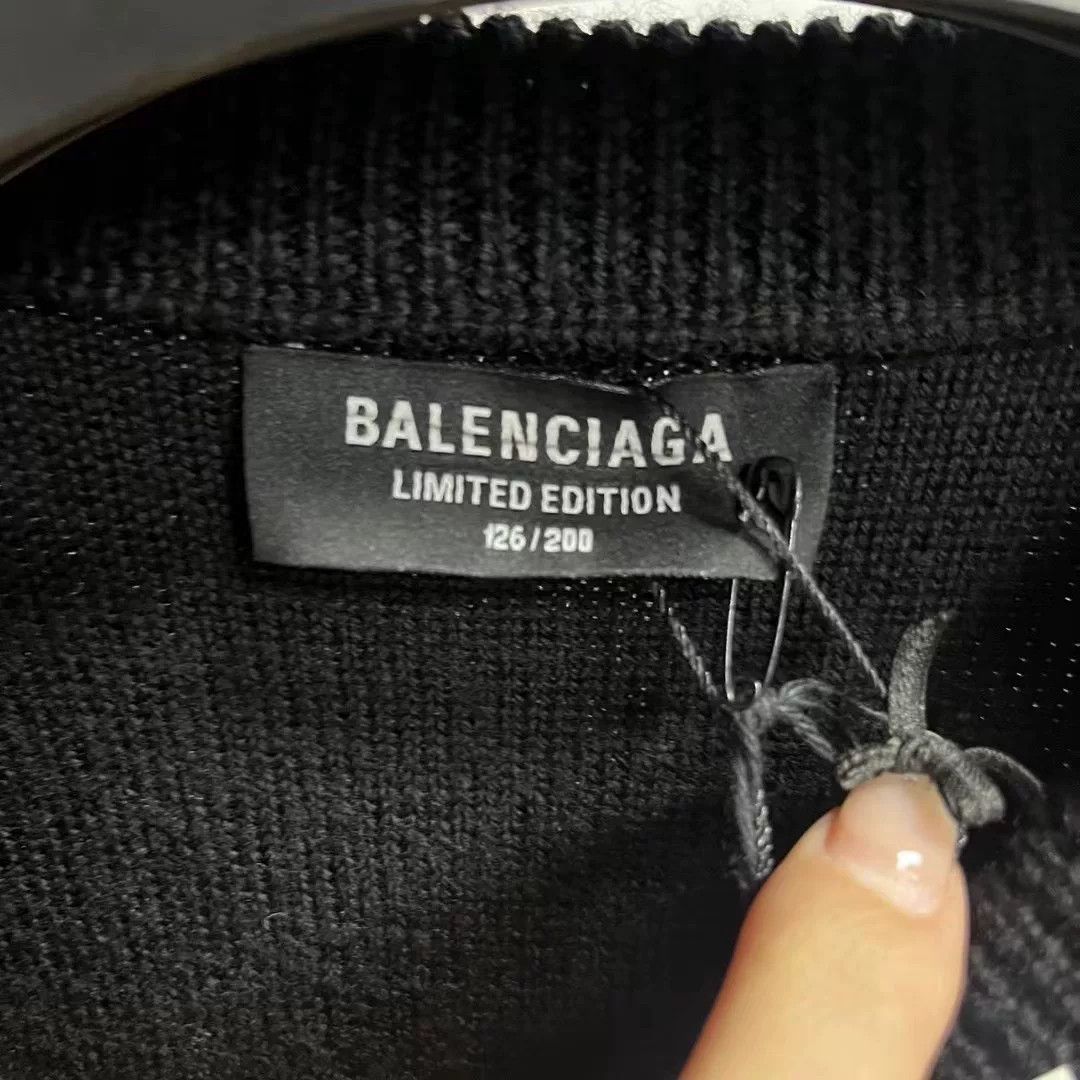 Balenciaga balenciaga black logo knit sweater night Size US M / EU 48-50 / 2 - 5 Thumbnail