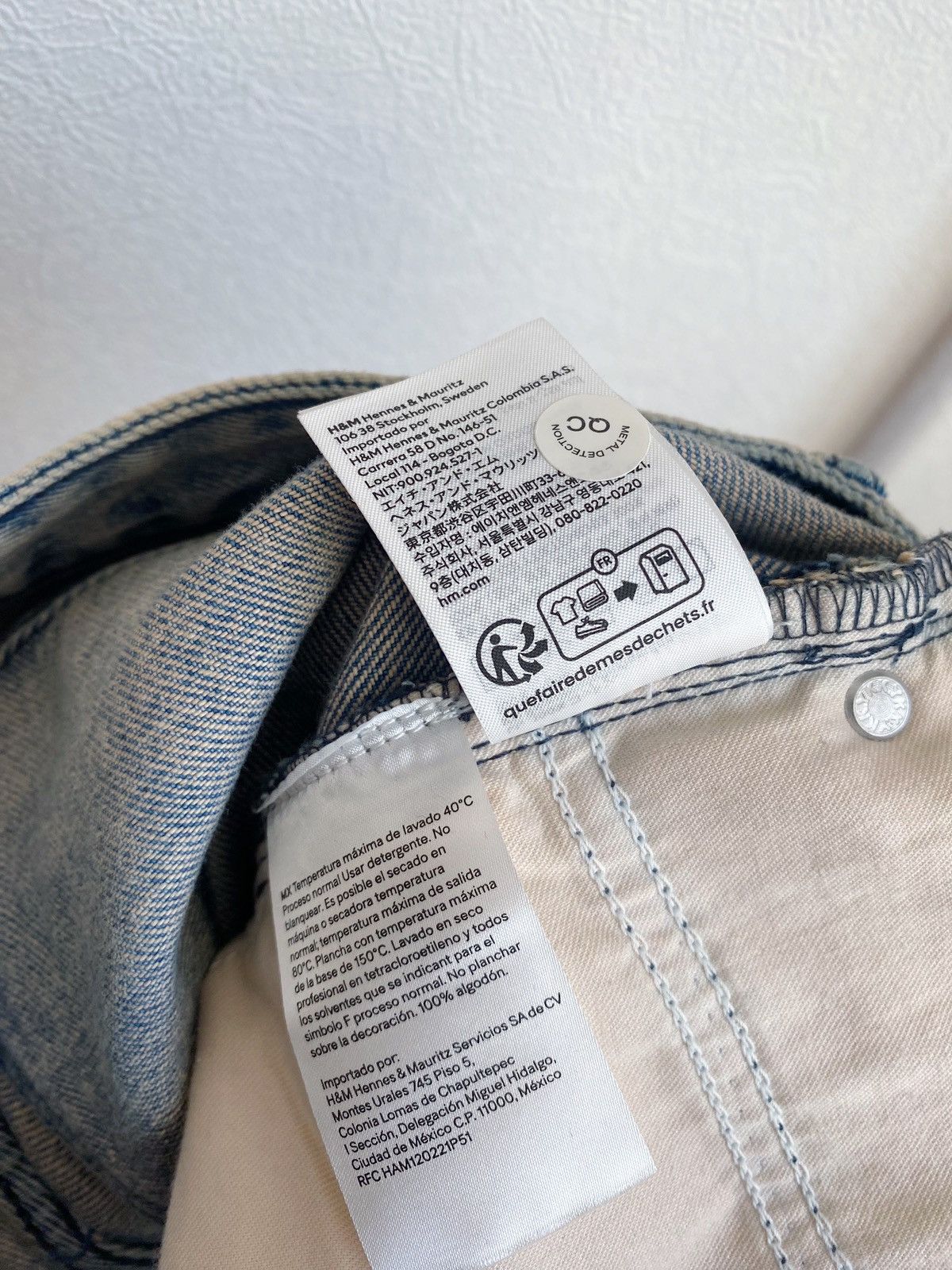 H&M × Jean-Michel Basquiat × Who Decides War Who Decides War bootcut loose jeans H&M x Basquiat x Ev&Tela Size US 31 - 14 Thumbnail
