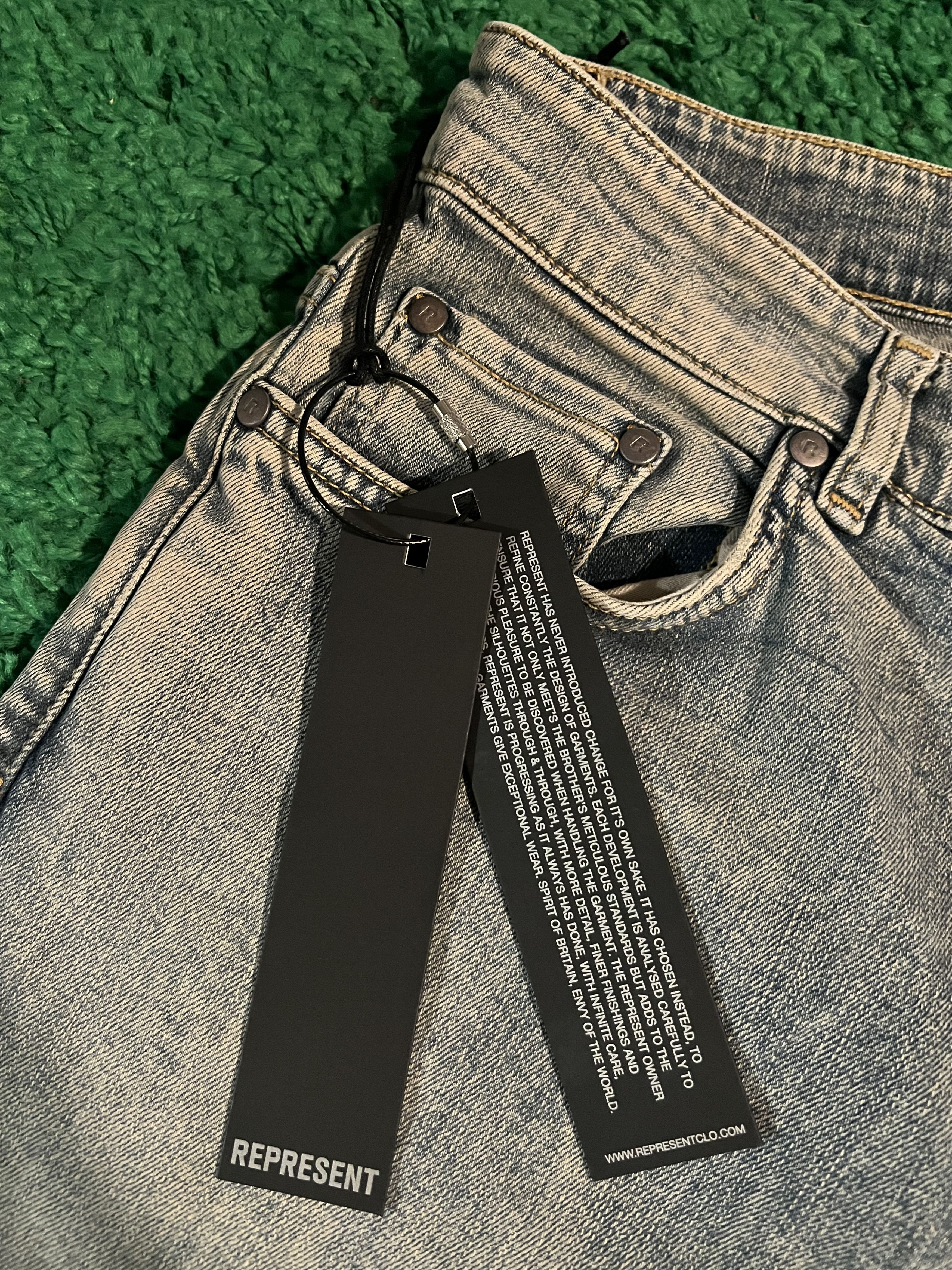 Represent Clo. REPRESENT Essintial Denim Blue Cream W33 NEW Size US 33 - 3 Thumbnail