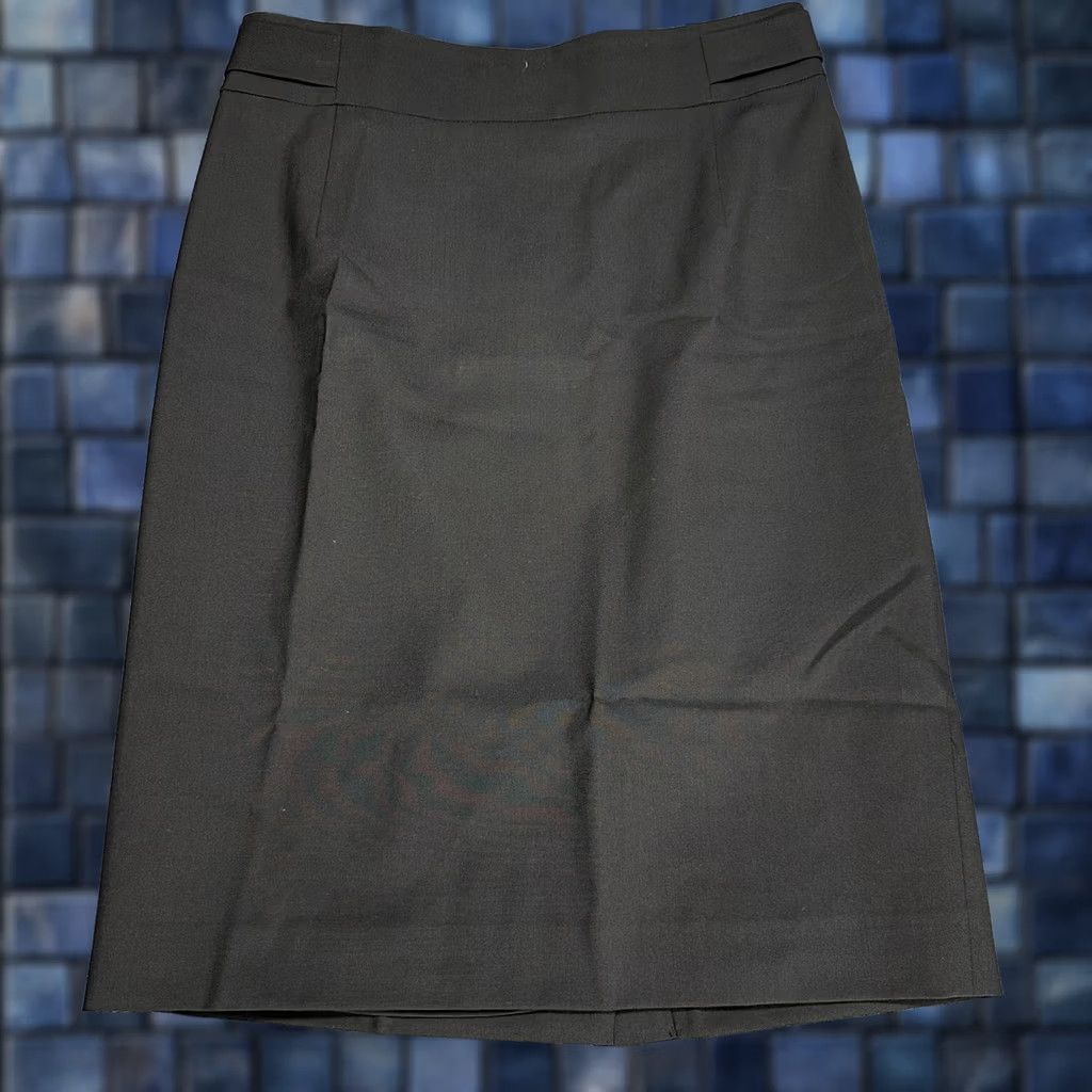 Vintage Classiques Entier Skirt Womens Size 8 Black Wool Stretch Pencil Lined Back Zip Vent Size 30" / US 8 / IT 44 - 1 Thumbnail