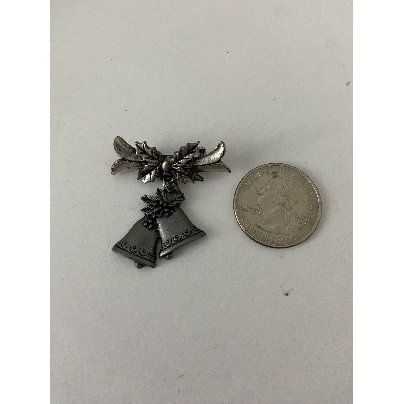Vintage Vintage bell brooch Size ONE SIZE - 2 Thumbnail