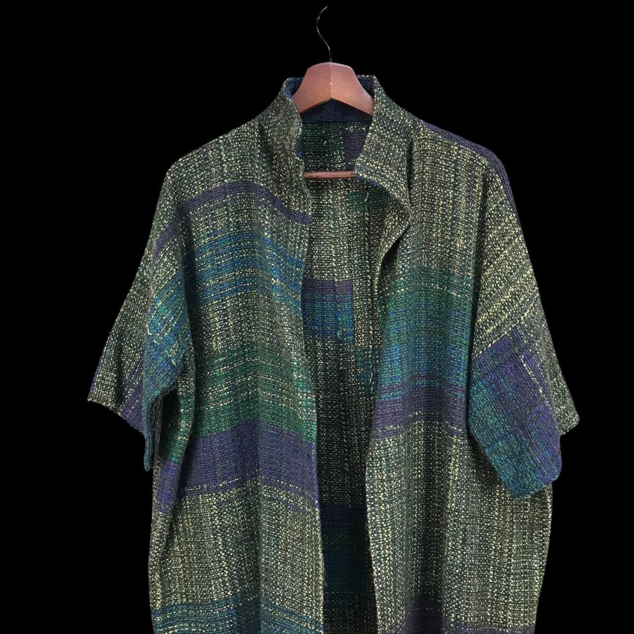 Japanese Brand JAPANESE MINIMALIST BUTTONLESS TWEED COLORBLOCK SHORTSLEEVE Size US M / EU 48-50 / 2 - 3 Thumbnail