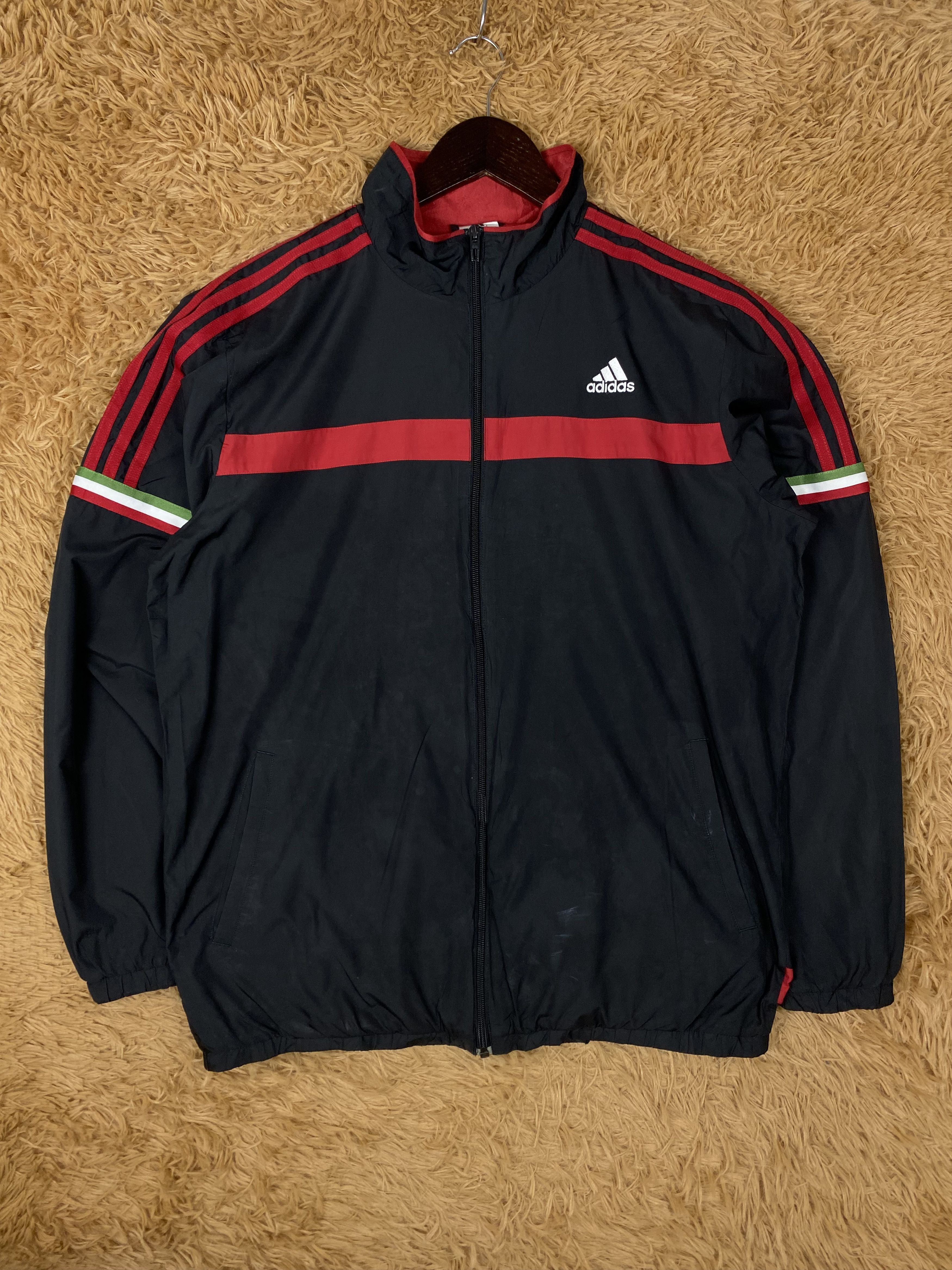 Adidas Vintage Adidas 3 Stripe Big Logo Windbreaker Jacket PS0348 Size US S / EU 44-46 / 1 - 1 Thumbnail