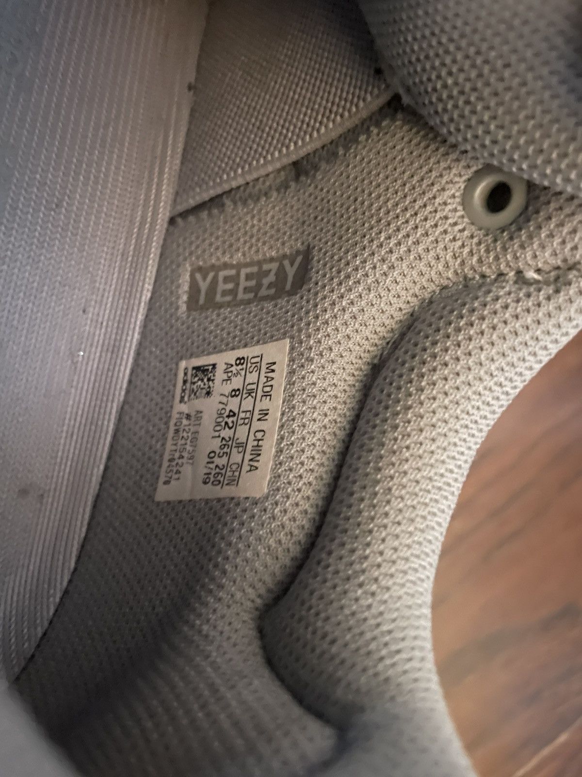 Yeezy Yeezy 700 Size US 8.5 / EU 41-42 - 8 Thumbnail