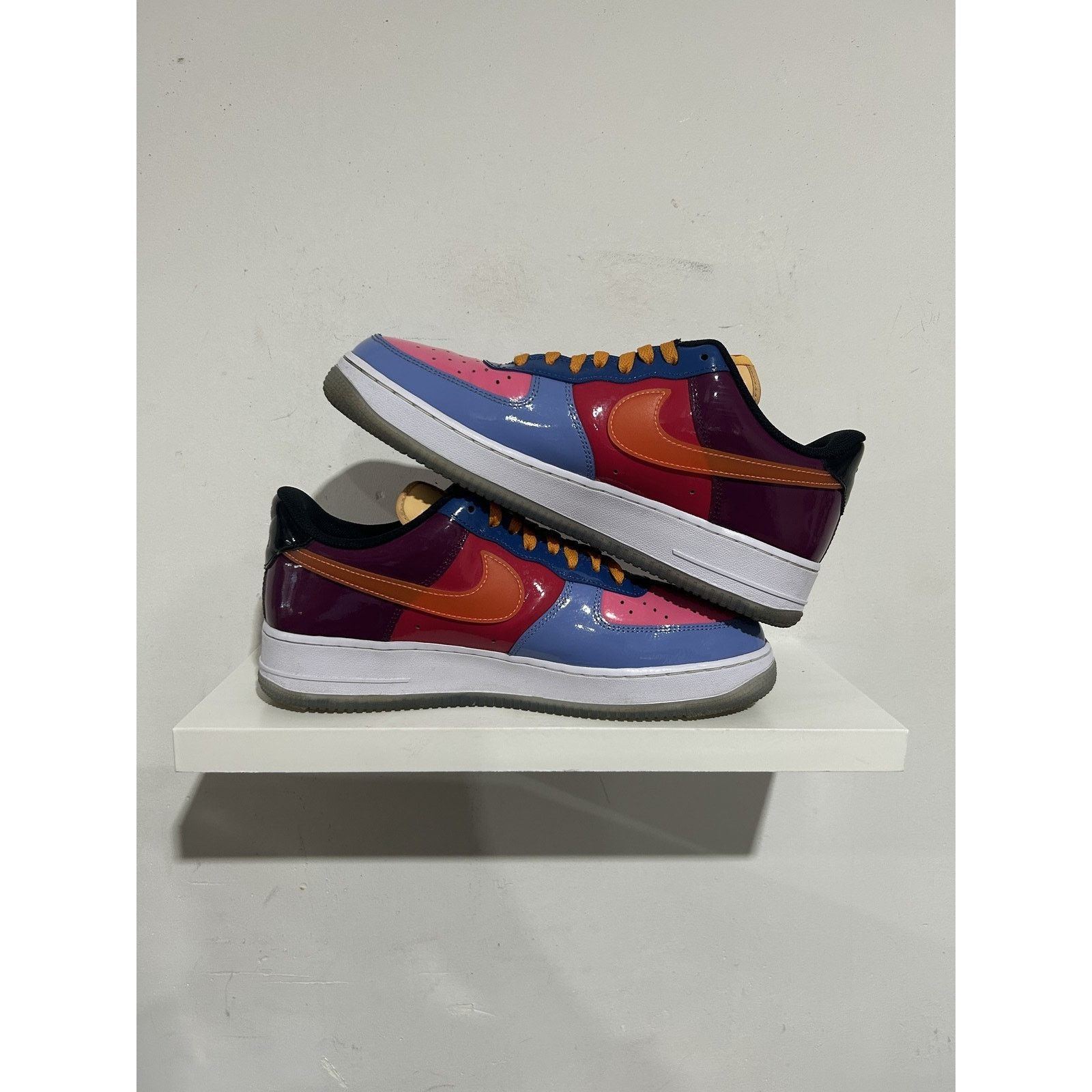 Nike AIR FORCE 1 LOW X UNDEFEATED TOTAL ORANGE SIZE 10.5 PREOWNED Size US 10.5 / EU 43-44 - 2 Thumbnail
