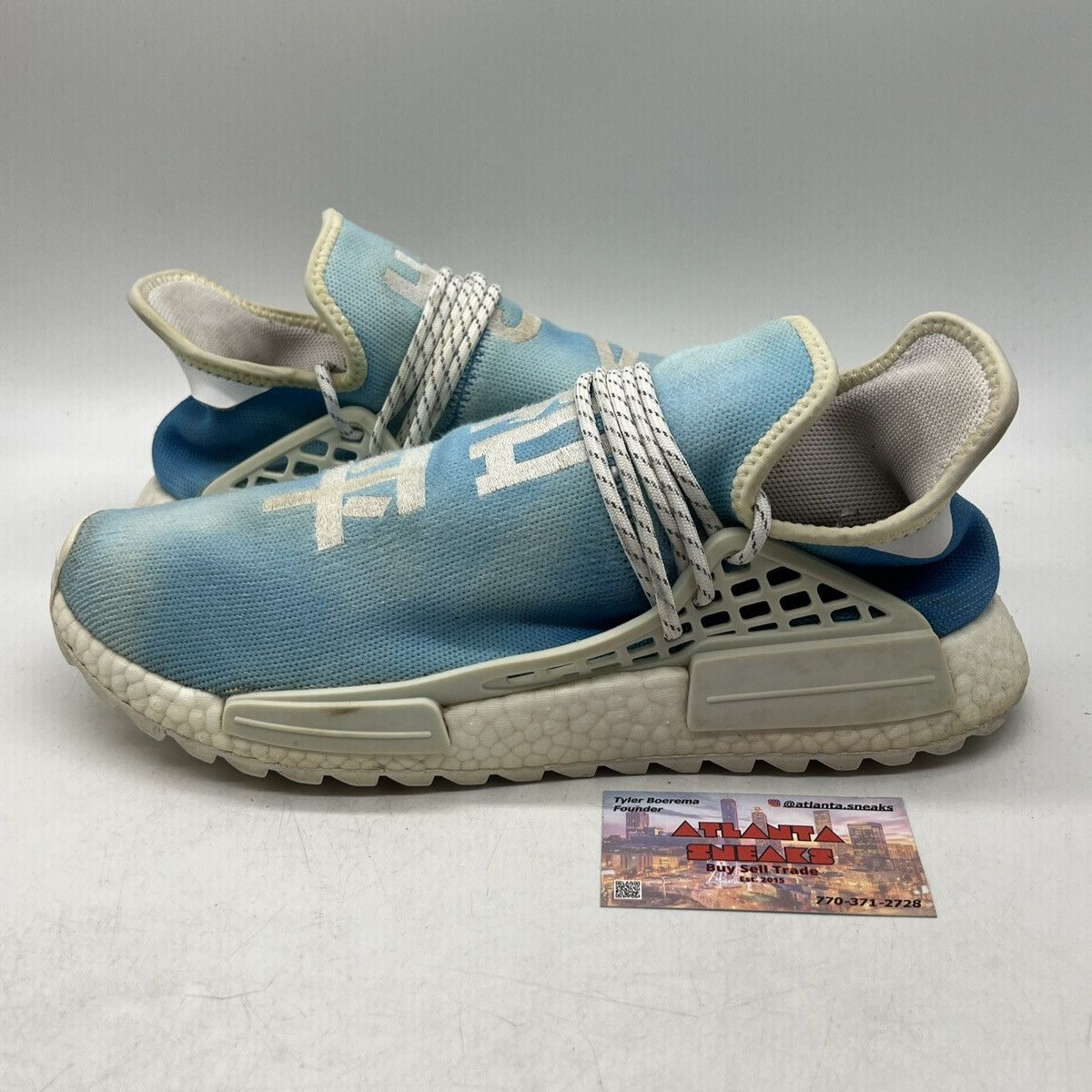 Pharrell x NMD peace