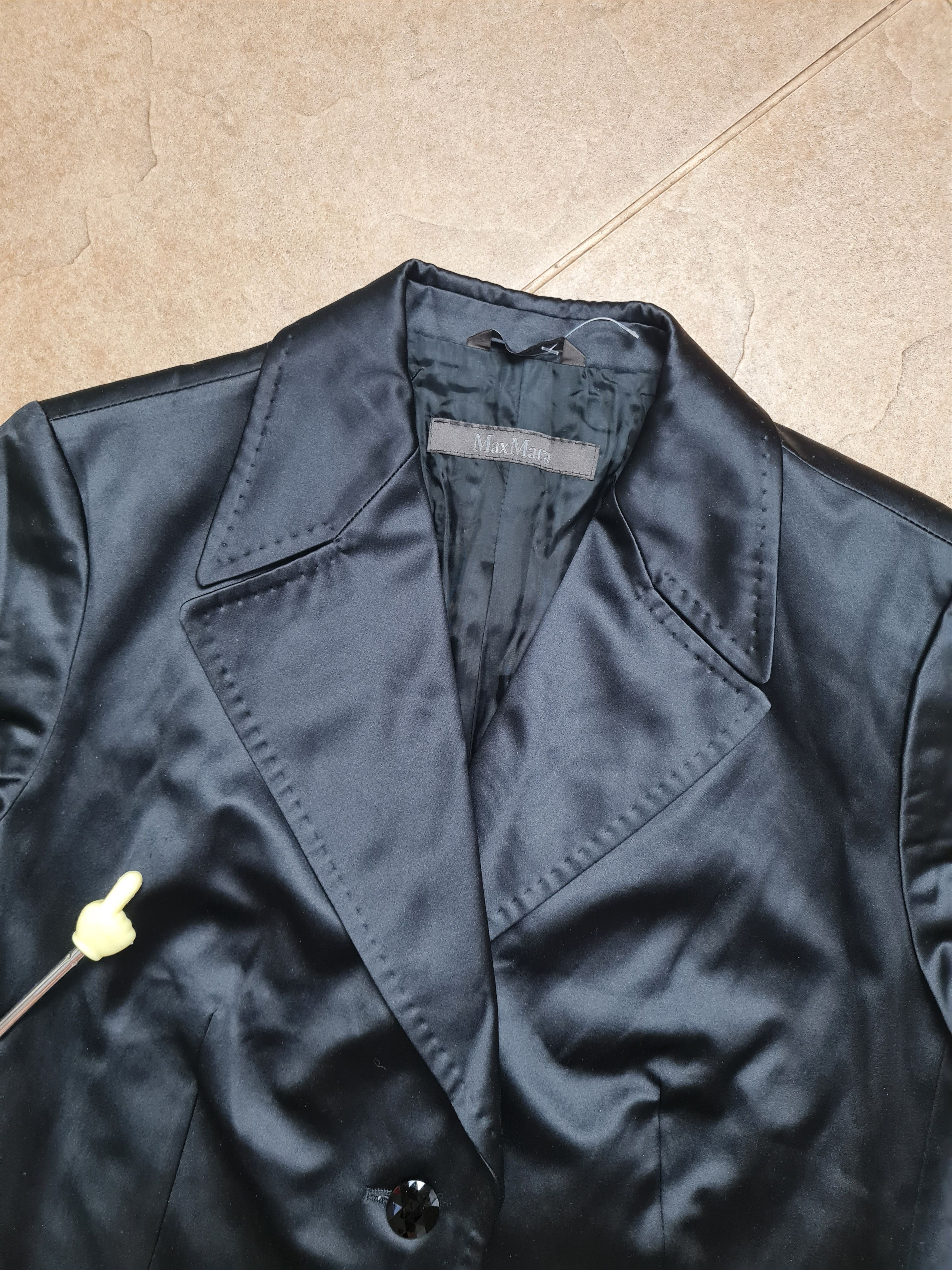 Max Mara Max Mara Black Satin Blazer Jacket Single Breasted Elegant Size M / US 6-8 / IT 42-44 - 3 Thumbnail