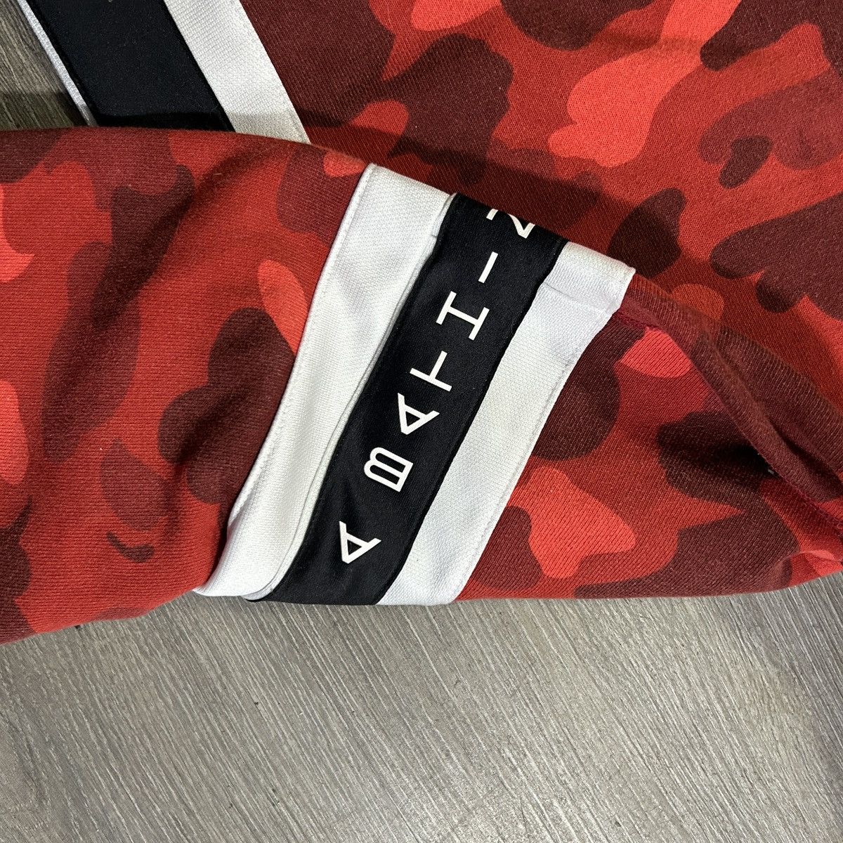 Bape BAPE Pull Over Camo Hoodie Size US M / EU 48-50 / 2 - 2 Thumbnail