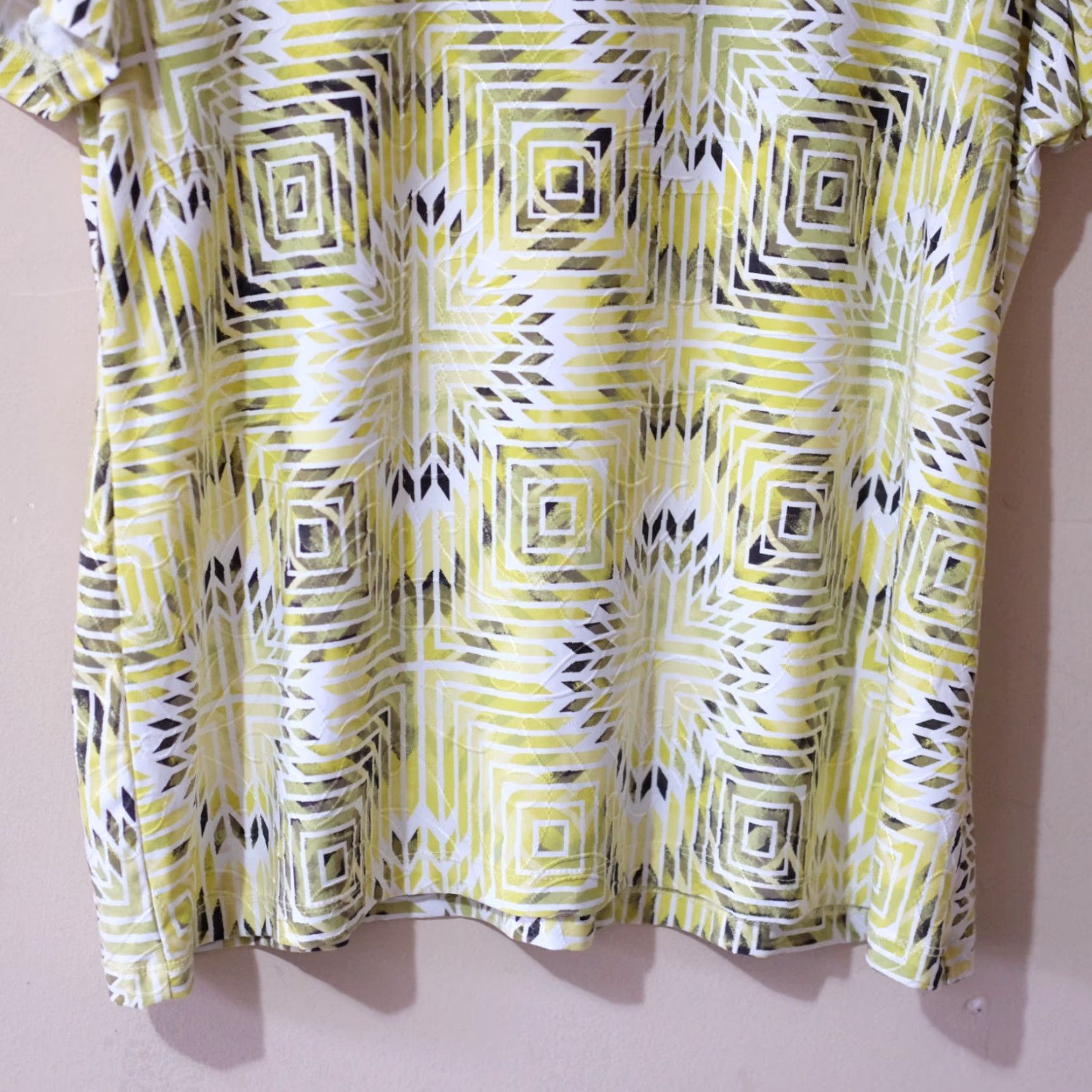 JM Collection JM Collection Top Stretch Textured Short Sleeve Women's XL Blouse White/Yellow/Green Size XL / US 12-14 / IT 48-50 - 4 Thumbnail