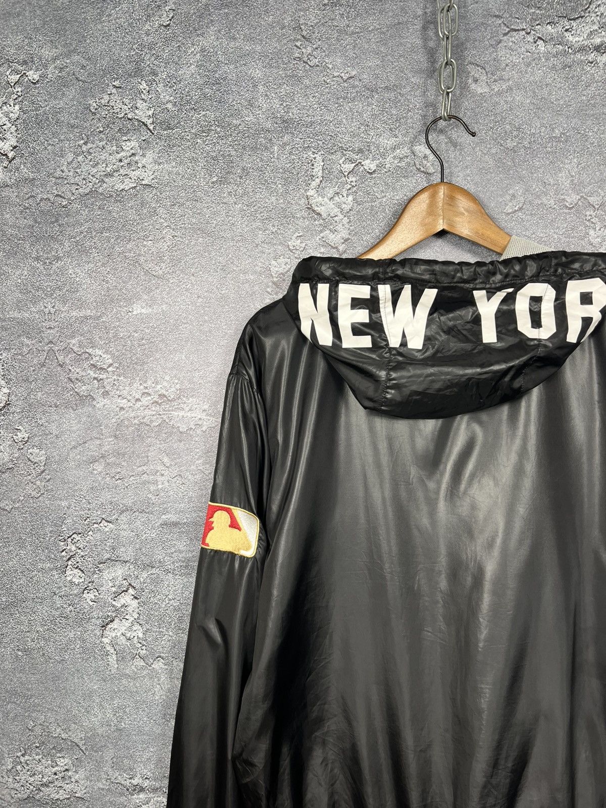 New York Yankees Vintage Majestic New York Yankees MLB Track Top Jacket Size US XL / EU 56 / 4 - 13 Thumbnail