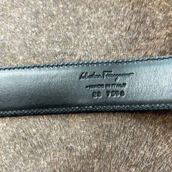 Salvatore Ferragamo Salvatore Ferragamo Reversible Gancini Leather Belt Size 32 - 5 Thumbnail