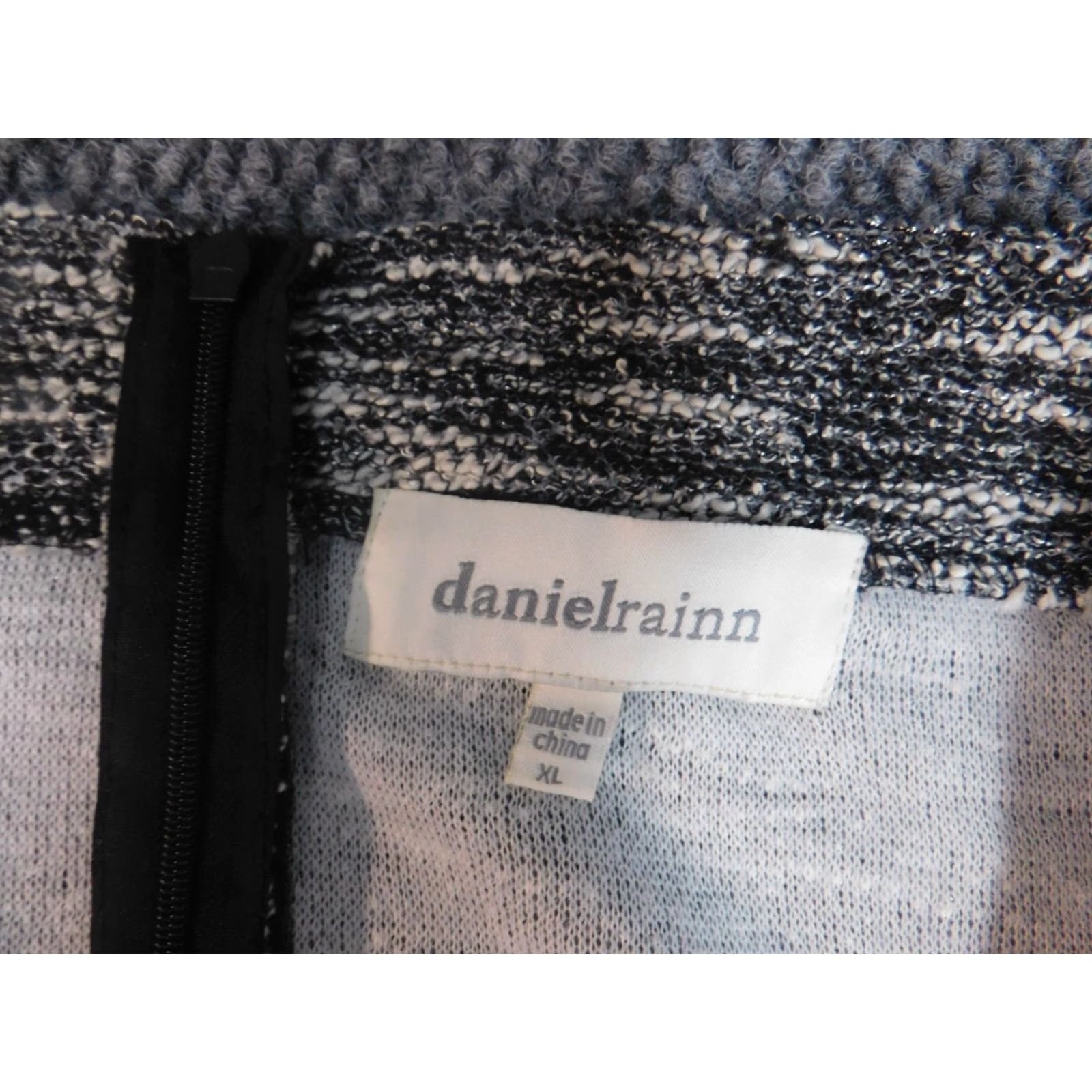 Vintage Daniel Rainn Womens Skirt XL Gray A-Line Zip Stretch Knee Length Knit Ruffle Casual Designer Flower Vintage No (adjusted) Size 40" / US 18 - 7 Thumbnail