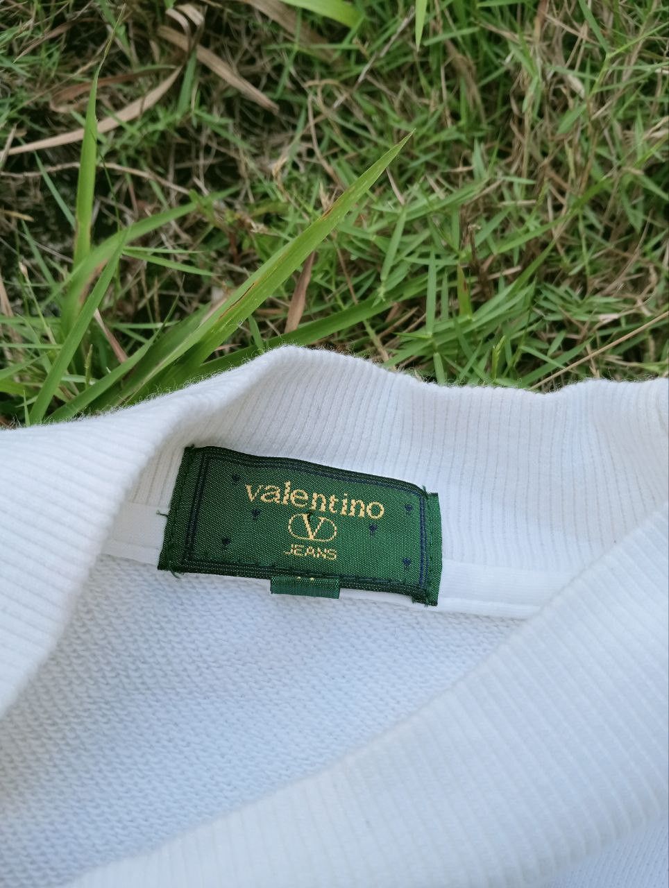 Valentino VINTAGE VALENTINO MULTICOLOUR SPELLOUT CREWNECK - SIZE M Size US M / EU 48-50 / 2 - 4 Thumbnail