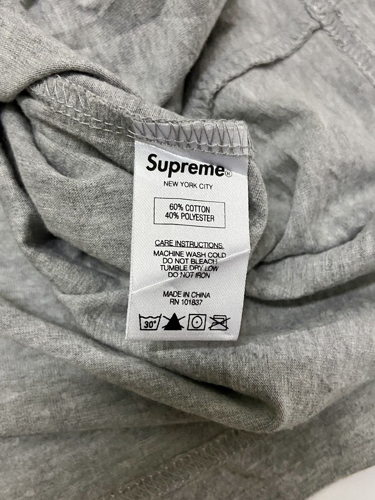 Supreme SUPREME FOOTBALL TEE Size US S / EU 44-46 / 1 - 13 Thumbnail