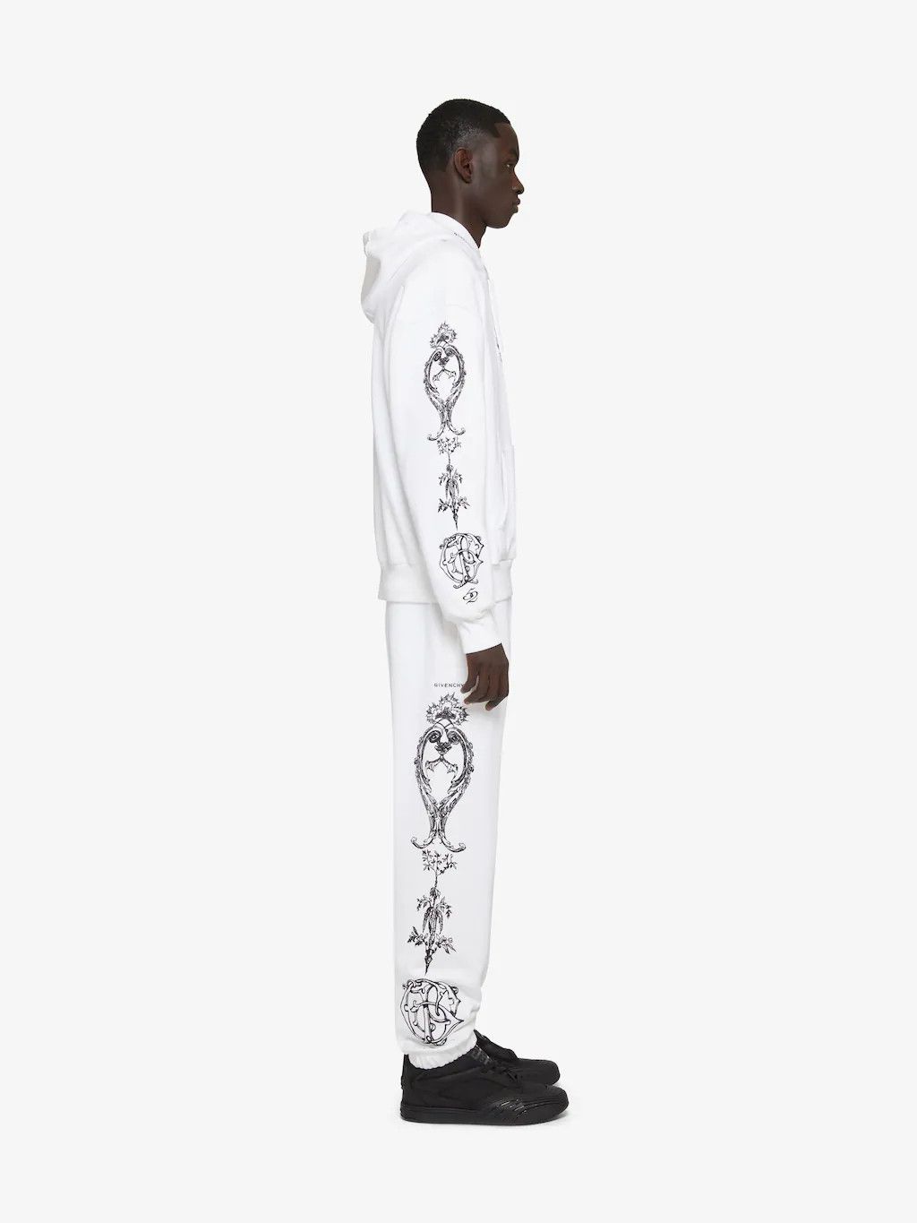 Givenchy o1w1db10325 Casual Sweatpant in White Size US 38 / EU 54 - 4 Thumbnail
