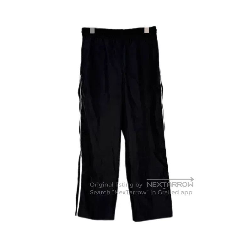 Prada Prada Black metal triangle nylon trousers Size 25" / US 0 / IT 36 - 1 Thumbnail