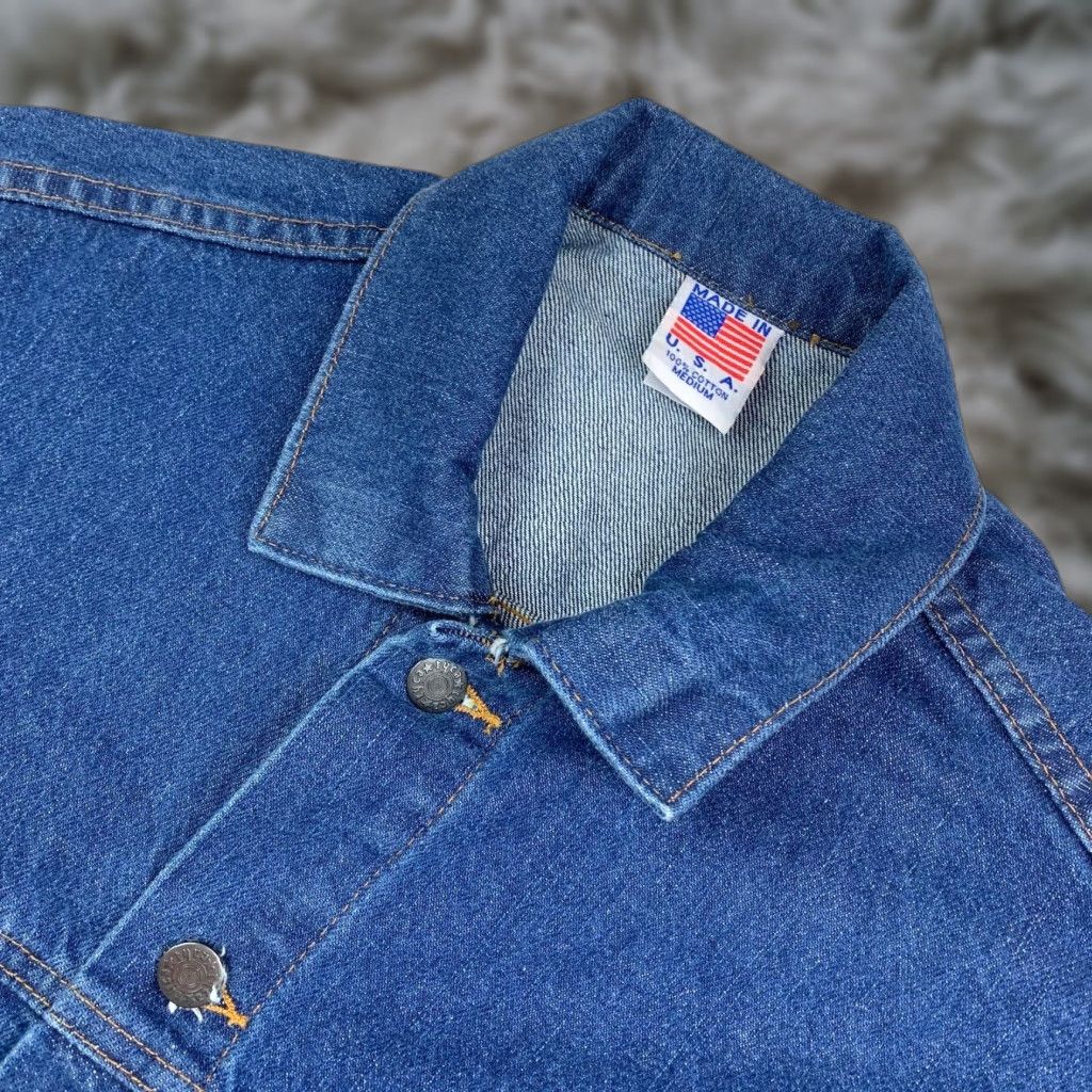Denime VINTAGE Tyca Denim Trucker Jacket Men's Embossed Steam Engine Blue Medium USA Jacket Size US M / EU 48-50 / 2 - 1 Thumbnail