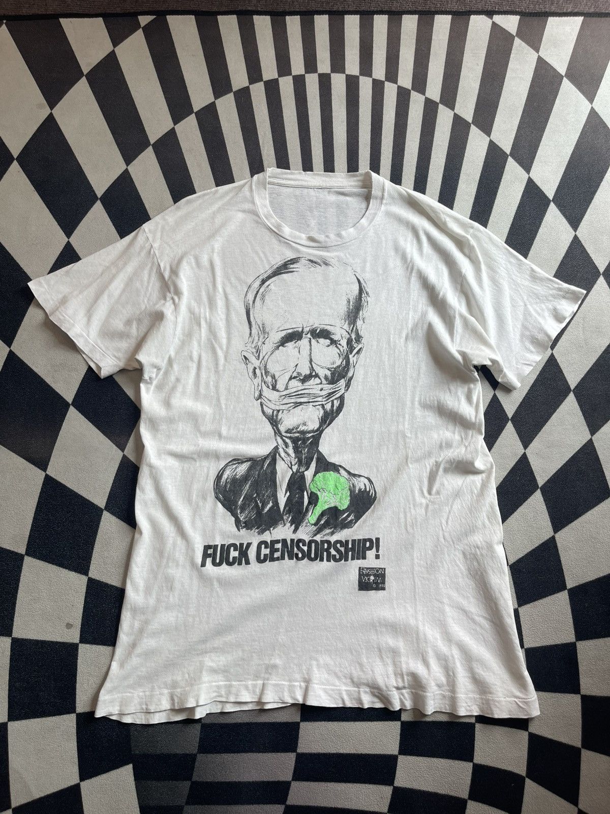 Fashion Victim RARE 1990 Fashion Victim "Fuck Censorship" George H.W. Bush Size US L / EU 52-54 / 3 - 2 Thumbnail