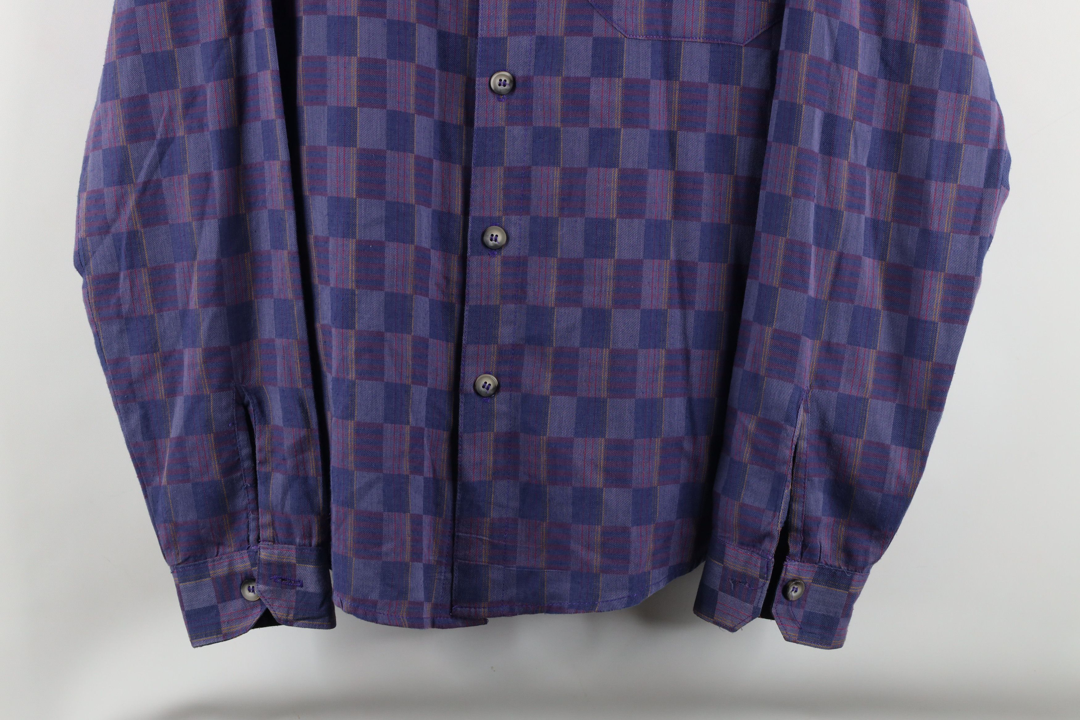 Vintage Vintage 90s Streetwear Geometric Collared Button Shirt Size US L / EU 52-54 / 3 - 3 Thumbnail