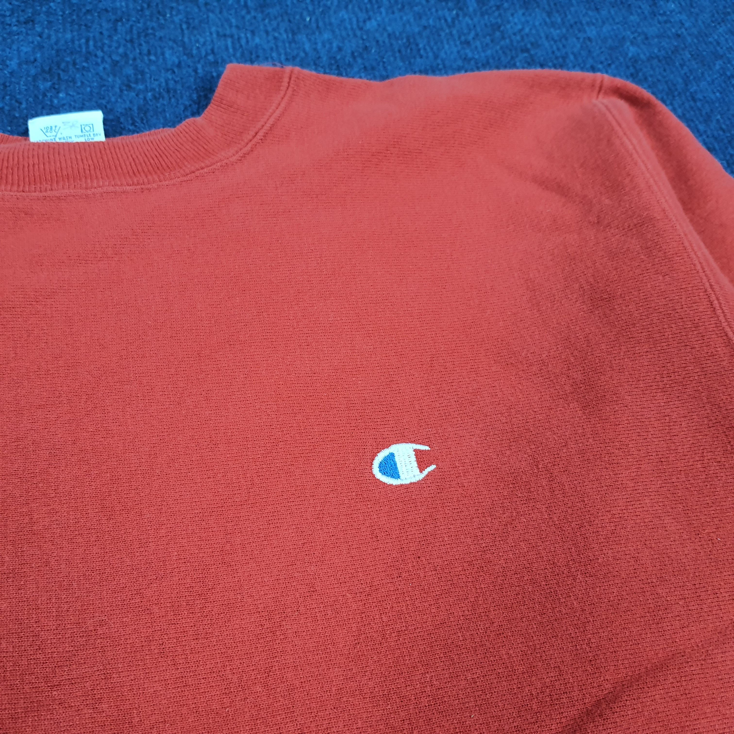 Champion × Vintage Vintage Champion Embroidered Streetwear Sweatshirt Size US M / EU 48-50 / 2 - 2 Thumbnail