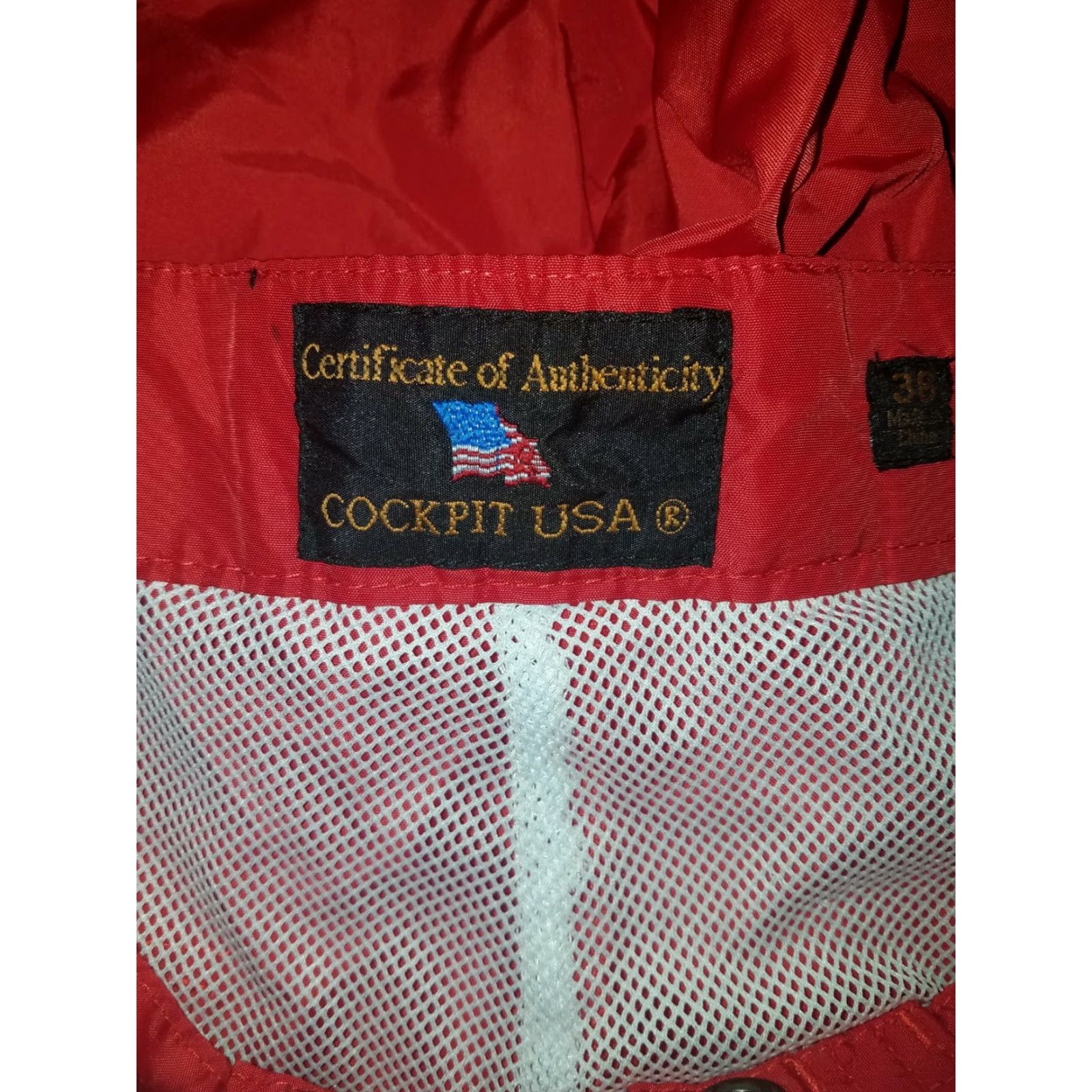 Vintage VINTAGE COCKPIT USA Red Board Short Mens Size 36 Certificate Of Authenticity Mens Red Board Short COCKPIT USA Size US 36 / EU 52 - 6 Thumbnail