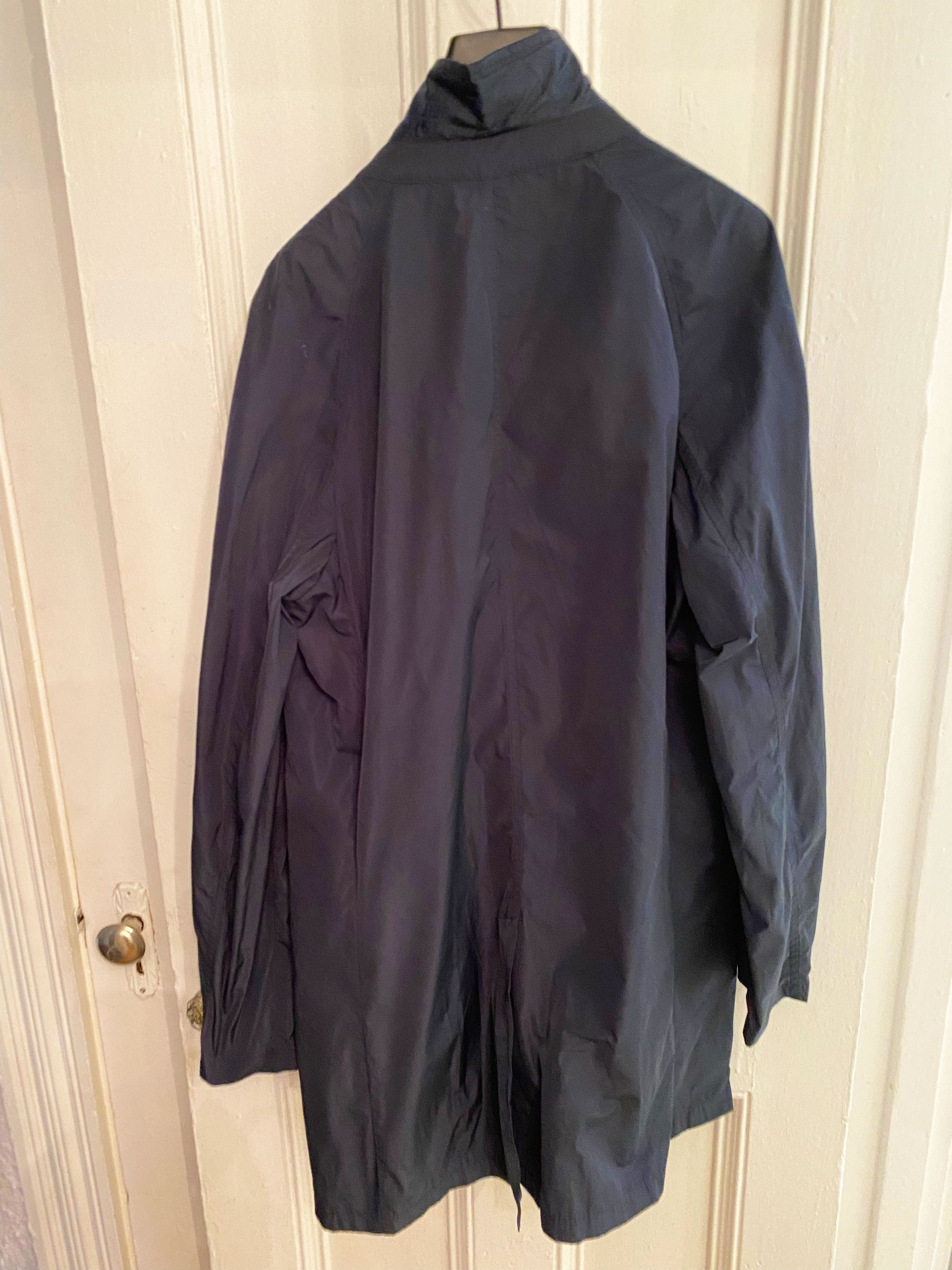 Fendi PLACKET FRONT WALKING COAT W/NECK GUARD Size US M / EU 48-50 / 2 - 15 Thumbnail