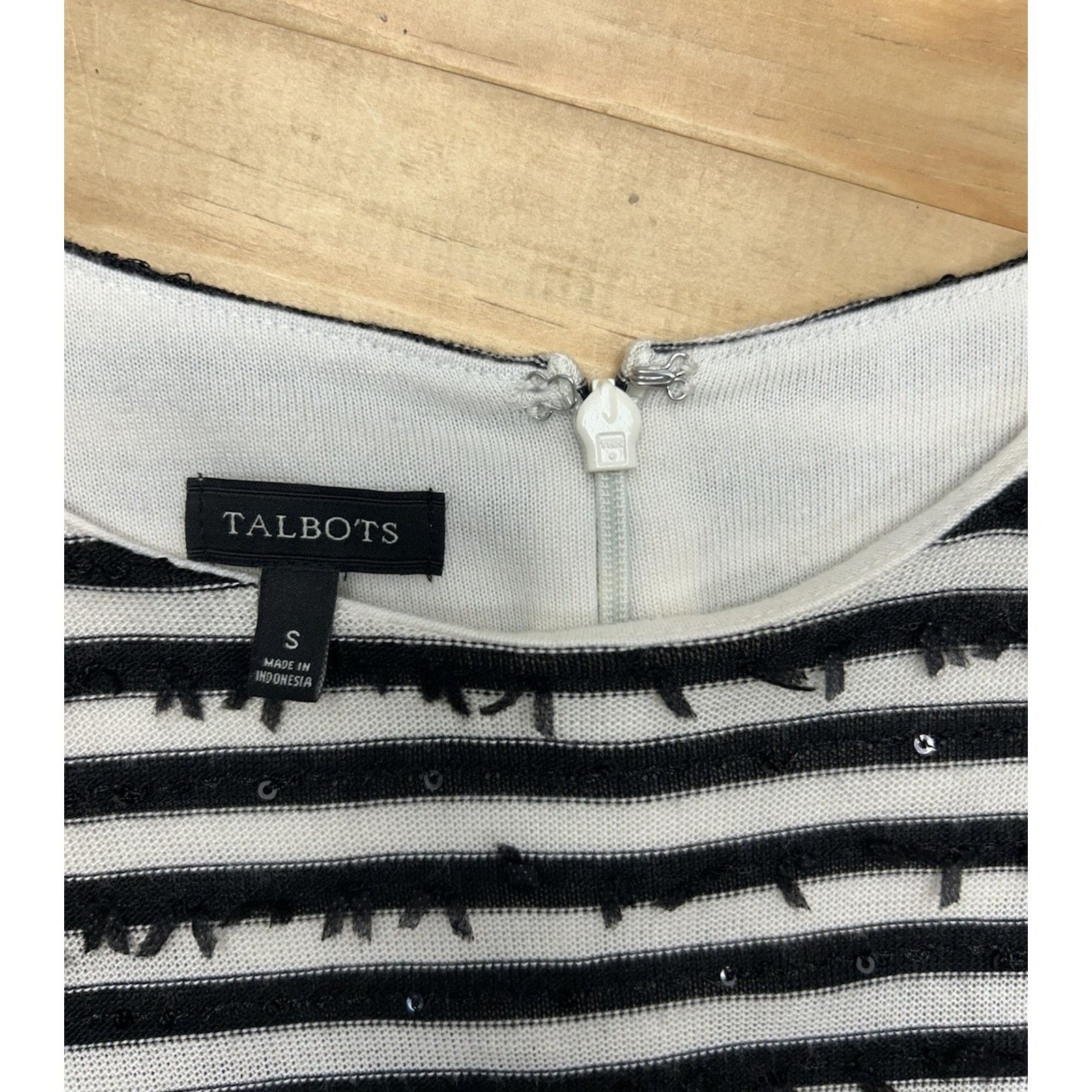 Other Talbots Womens Black White Striped Shirt Sz S Short Sleeve Size S / US 4 / IT 40 - 10 Thumbnail