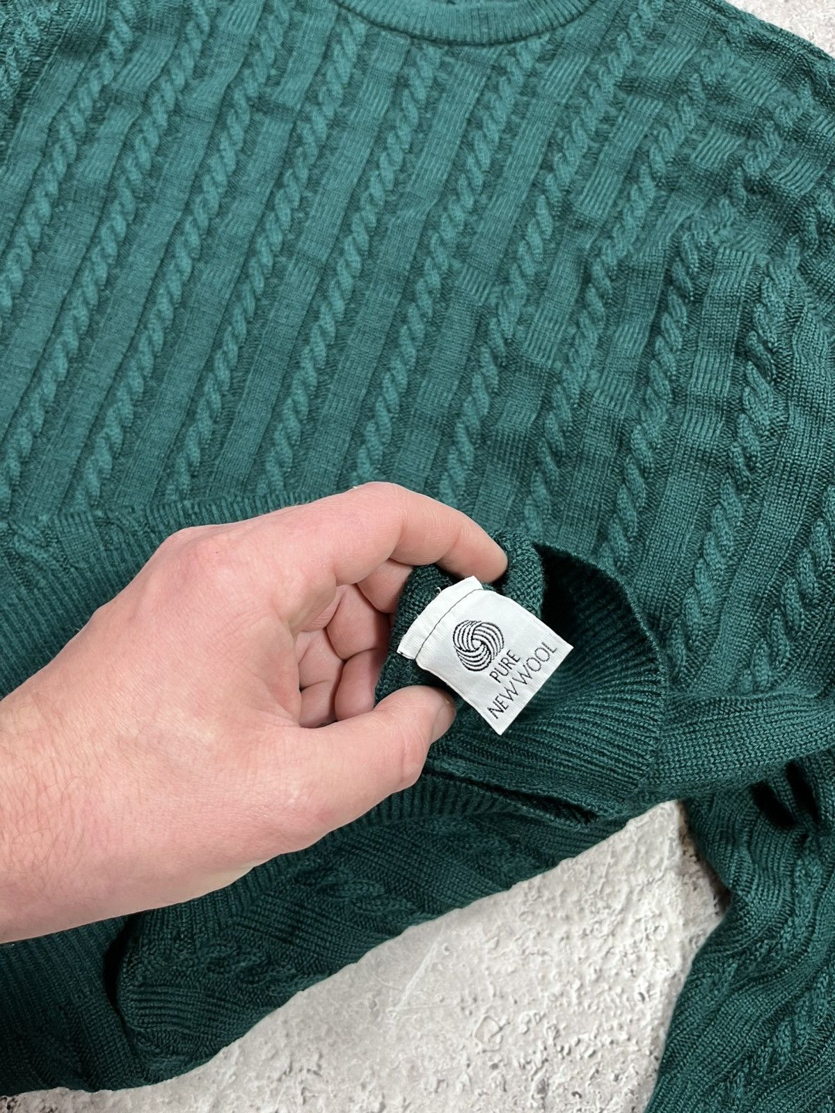 Burberry Burberrys Pure New Wool Cable Knit Sweater Green Size US L / EU 52-54 / 3 - 7 Thumbnail