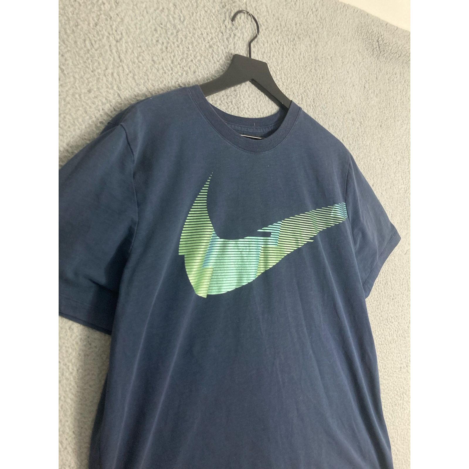 Nike Nike Dri-Fit Men's XL Camo Swoosh Logo T-Shirt Blue Size US XL / EU 56 / 4 - 7 Thumbnail