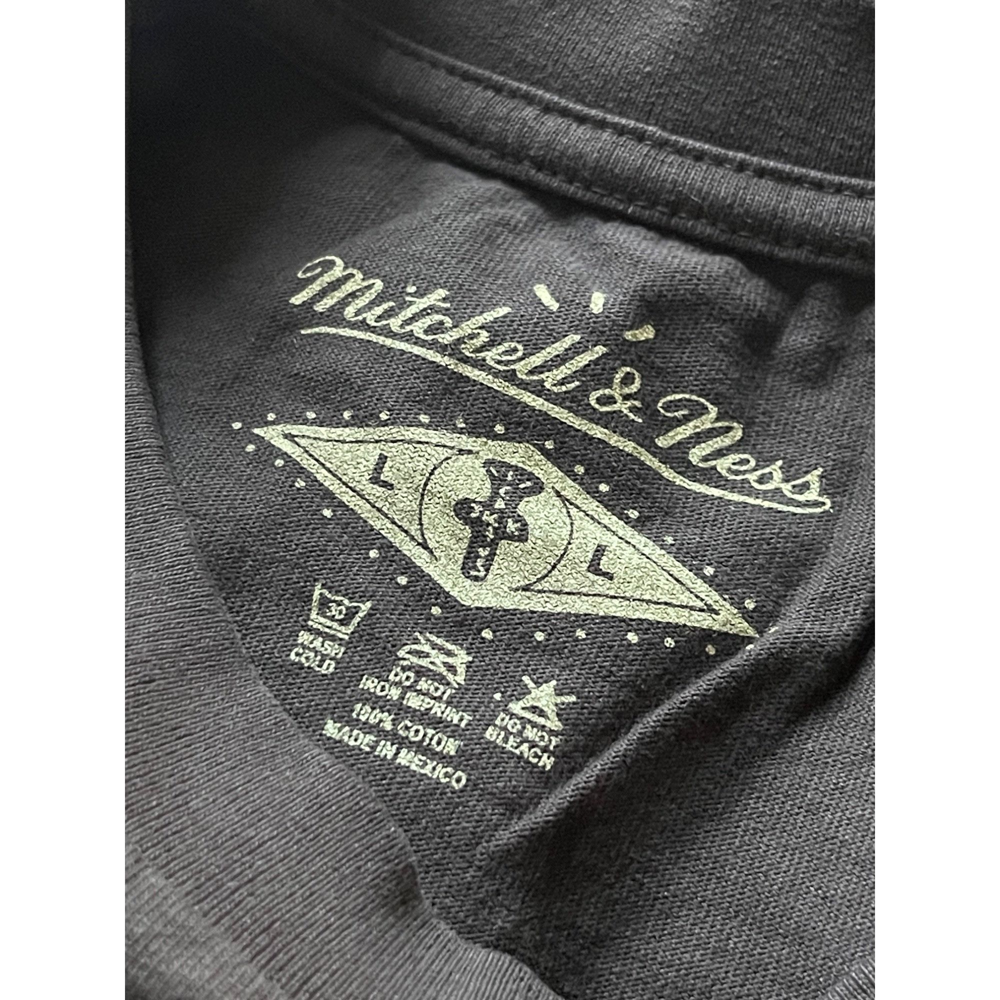 Mitchell & Ness × Travis Scott TRAVIS SCOTT CACTUS JACK x MITCHELL & NESS x HOUSTON TEE L Size US L / EU 52-54 / 3 - 3 Thumbnail