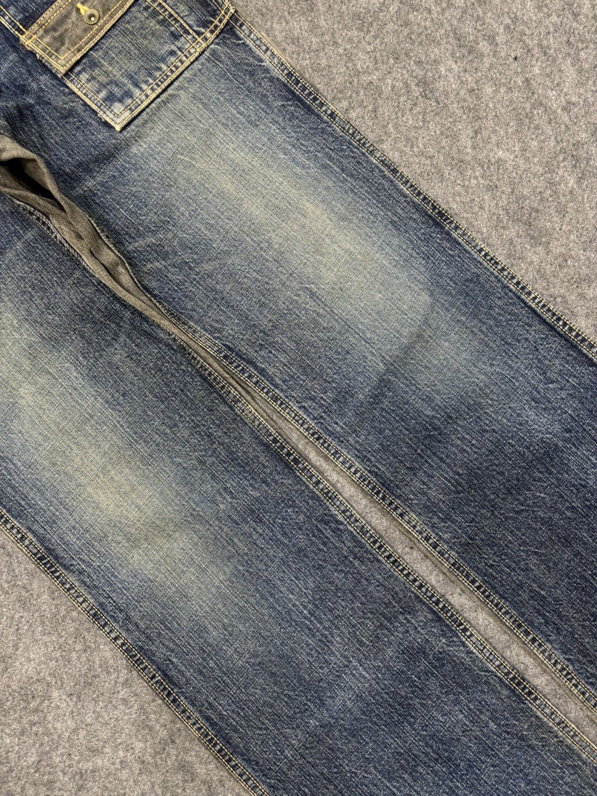 Japanese Brand 💥90s Style💥Japanese Brand Two Tones Sturdy Bush Denim F692 Size US 31 - 6 Thumbnail