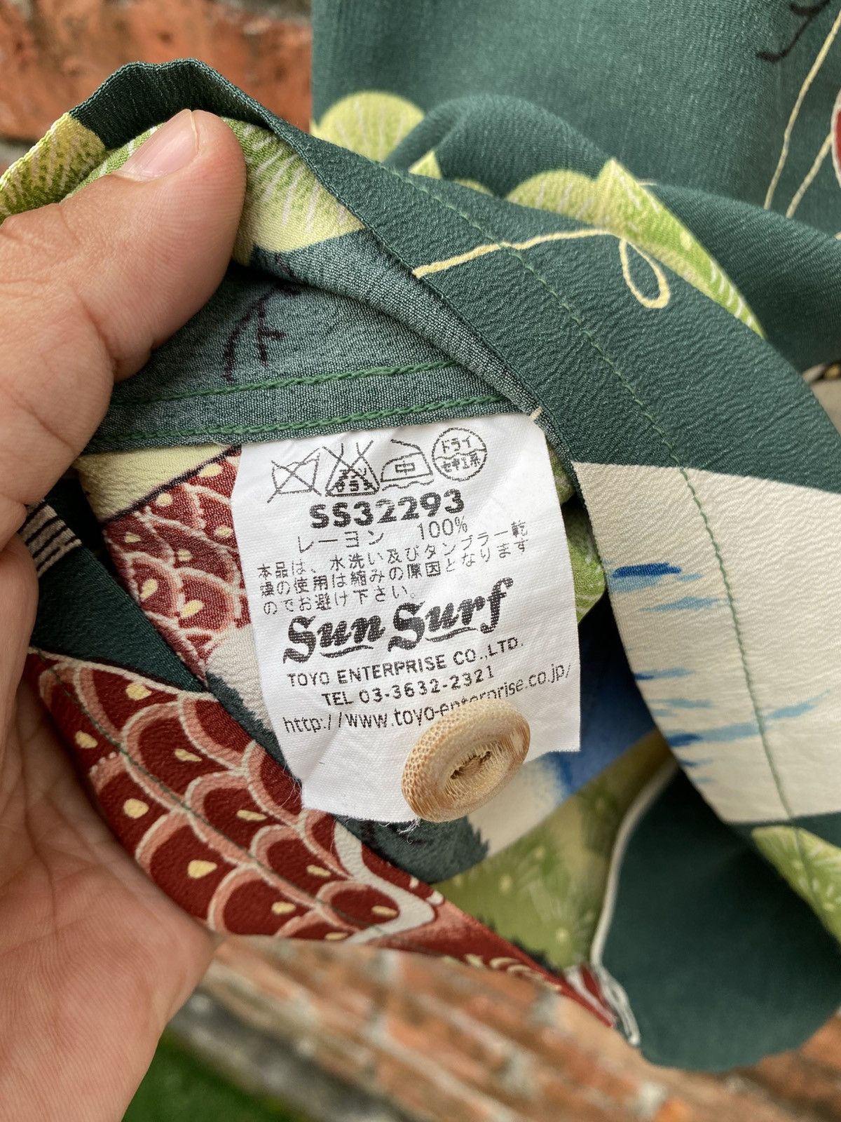 Sun Surf × Toyo Enterprises × Vintage Vintage sun surf toyo enterprise SMALL Size US S / EU 44-46 / 1 - 6 Thumbnail