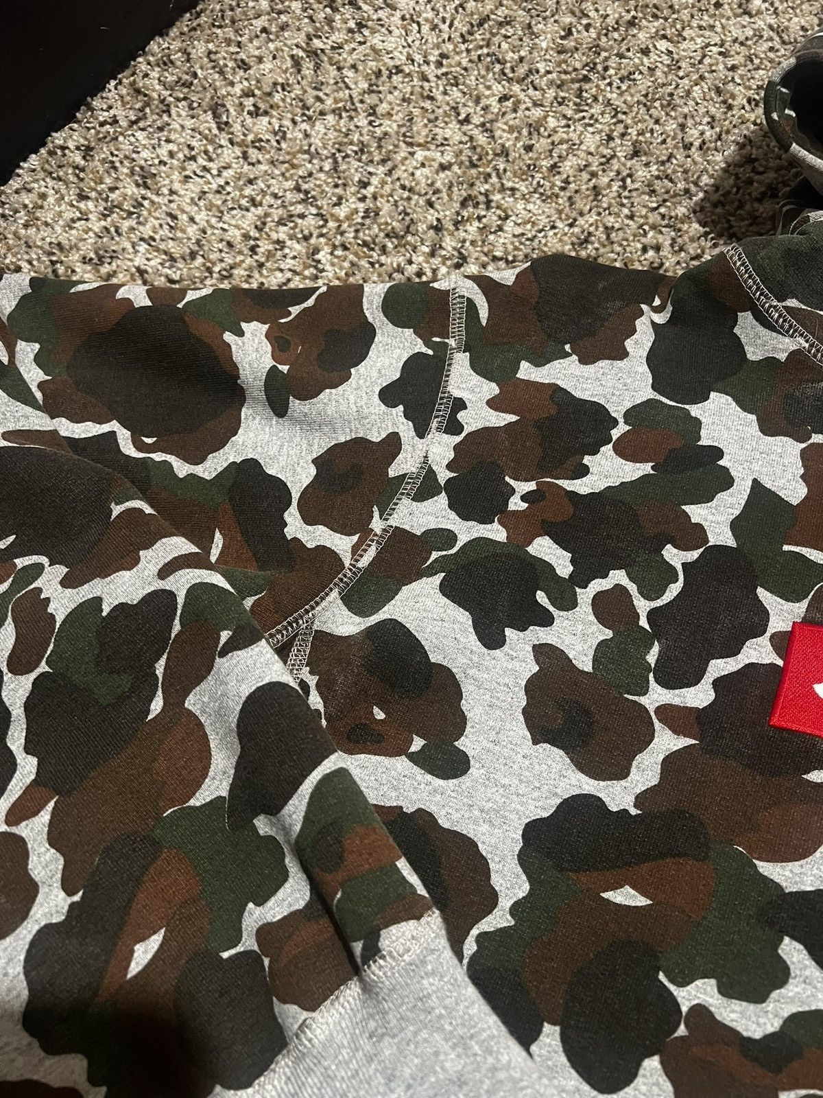 Supreme 2012 Supreme Duck Camo Bog Logo Hoodie Size US L / EU 52-54 / 3 - 6 Thumbnail