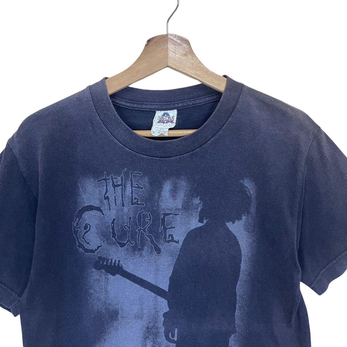 Band Tees Vintage The Cure Boys Dont Cry Big Logo Tee Size US S / EU 44-46 / 1 - 4 Thumbnail