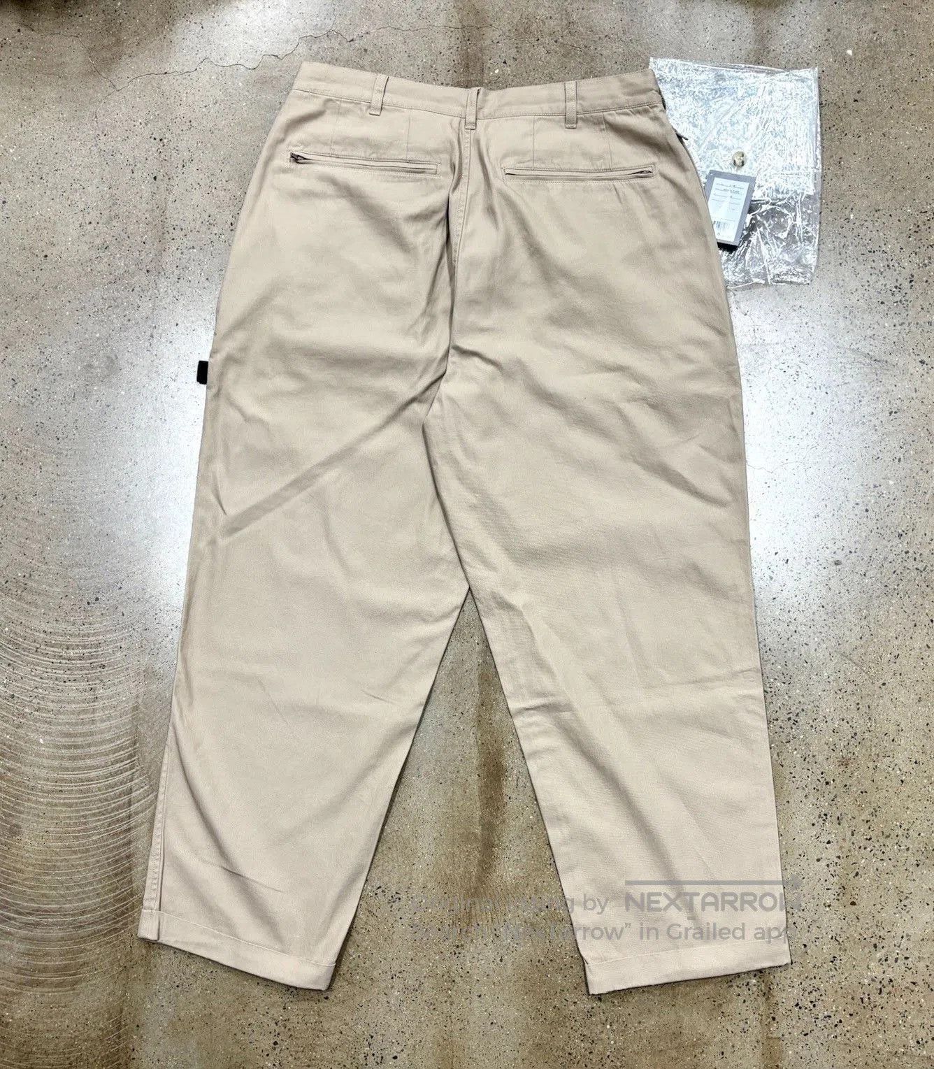 Other Loose Fit Beige Chino Pants. Size US 26 / EU 42 - 3 Thumbnail