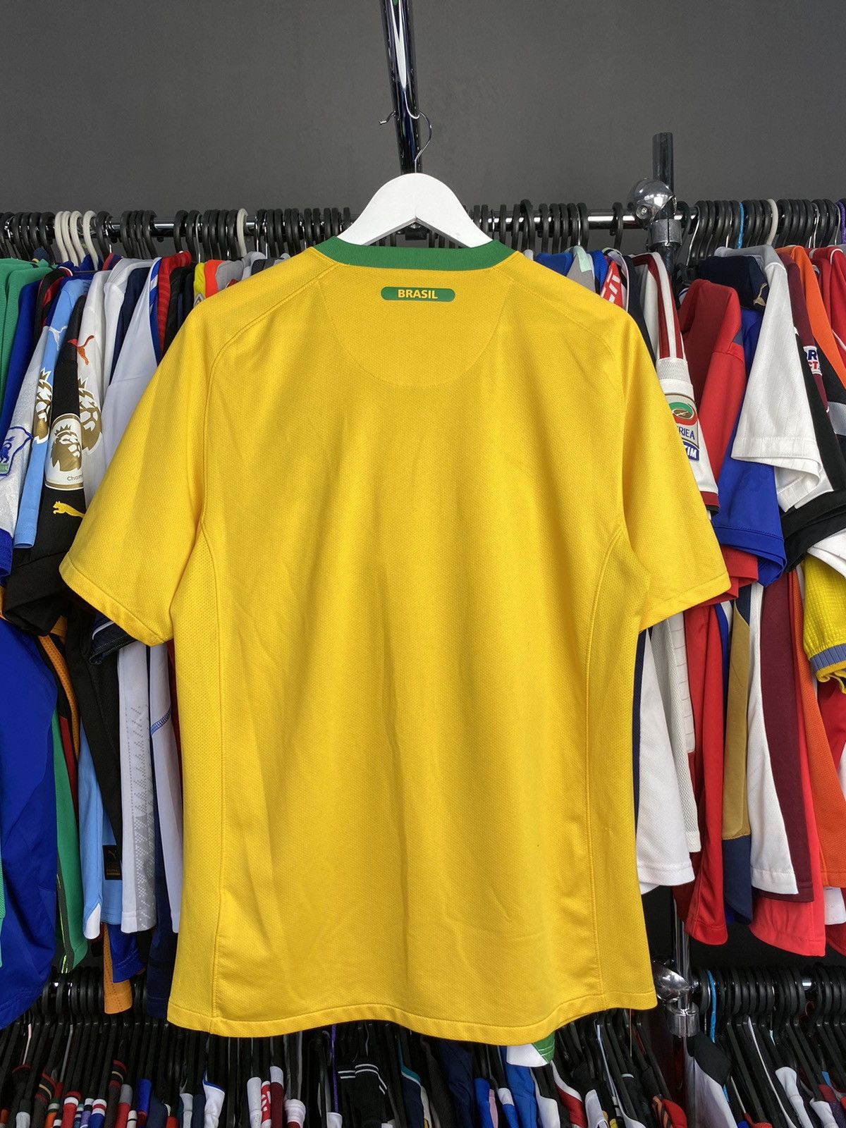 Nike 2010/11 NIKE BRASIL HOME SOCCER FOOTBALL JERSEY SHIRT Size US M / EU 48-50 / 2 - 2 Thumbnail