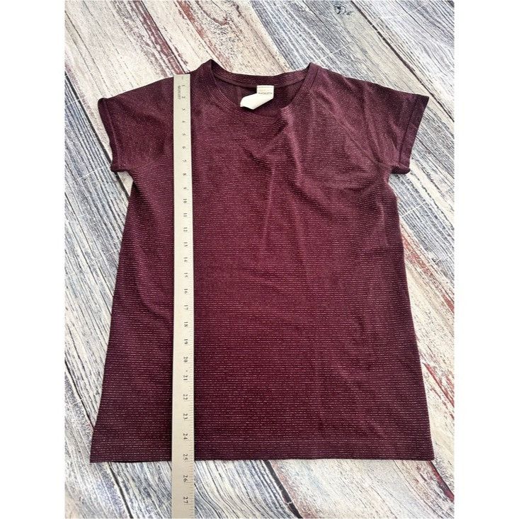 Athleta Athleta Women's Short Sleeve Crewneck Tee in Burgundy with M Size L / US 10 / IT 46 - 9 Thumbnail