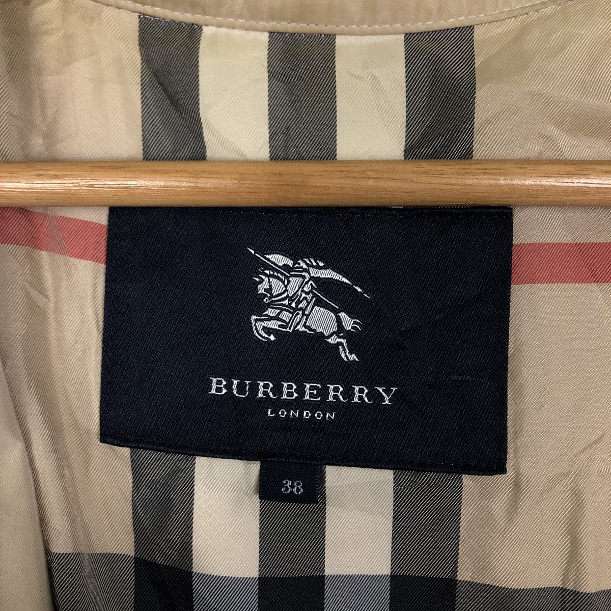 Burberry 🔥90’s VINTAGE BURBERRY LONDON TRENCH COAT NOVA CHECK Size US M / EU 48-50 / 2 - 13 Thumbnail