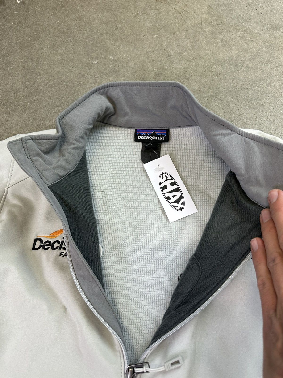 Patagonia Patagonia Light Jacket Zip Up Small Company Embroidered Size US S / EU 44-46 / 1 - 4 Thumbnail