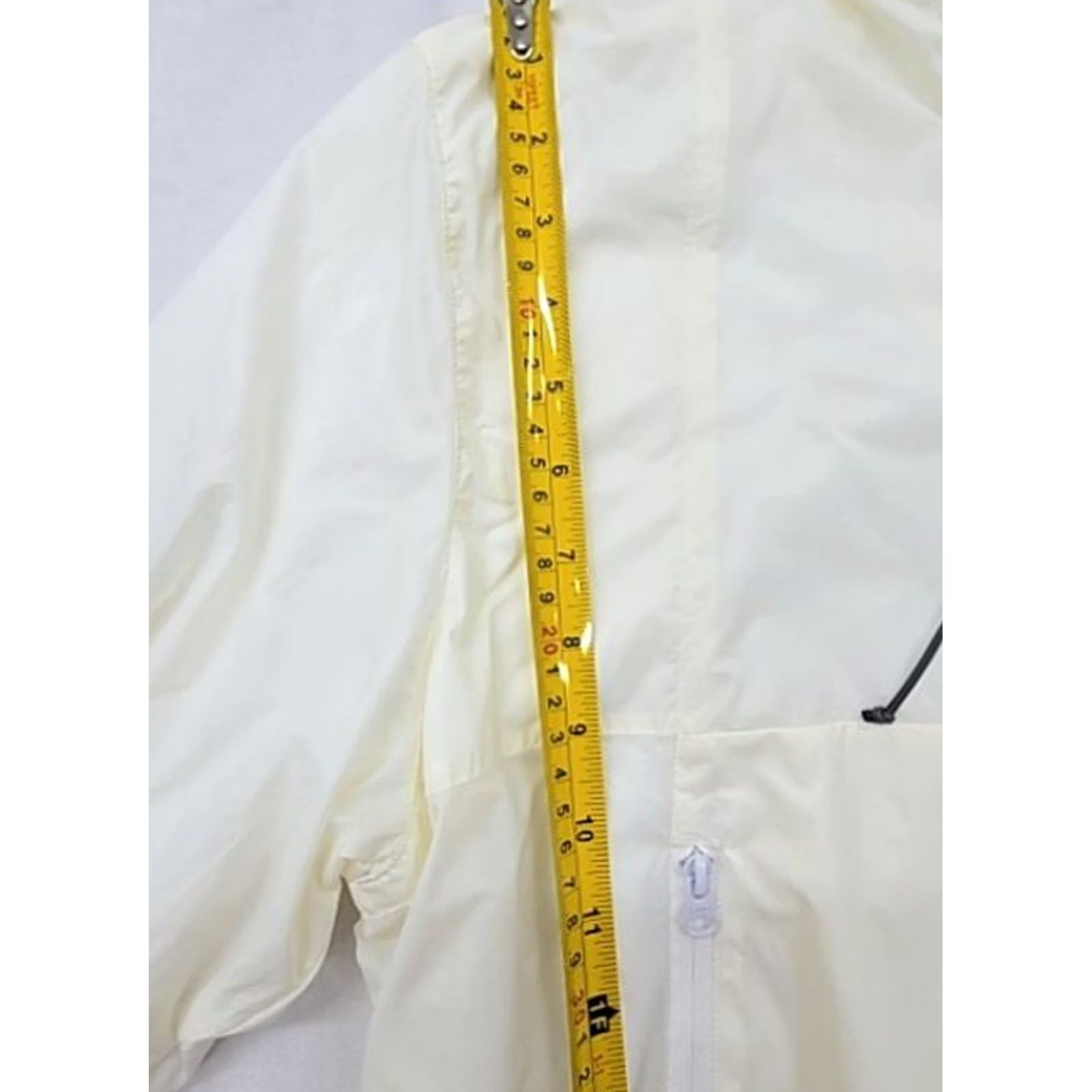 Puma Puma Men’s White Hooded Windbreaker Jacket M Regular Fit Size US M / EU 48-50 / 2 - 6 Thumbnail
