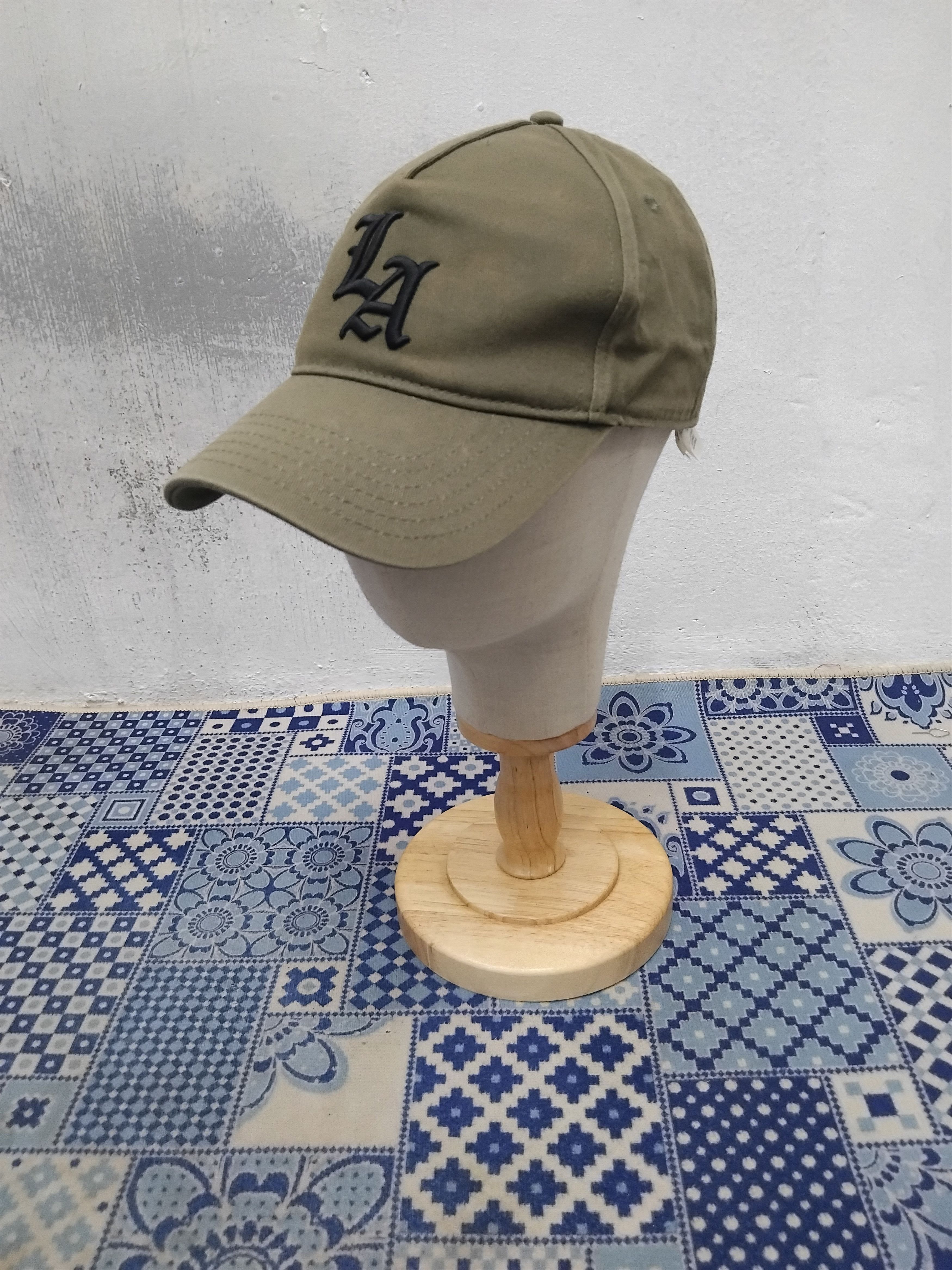 Japanese Brand LA Military green cap Size ONE SIZE - 1 Thumbnail