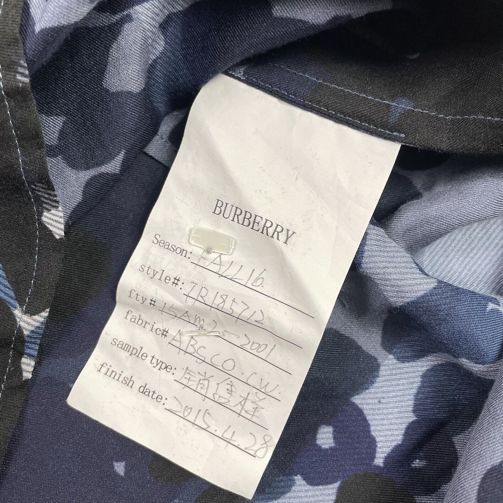 Burberry Burberry Brit Fall 16 Sample Women's Nova Check Camo Blouse Size XS / US 0-2 / IT 36-38 - 5 Thumbnail
