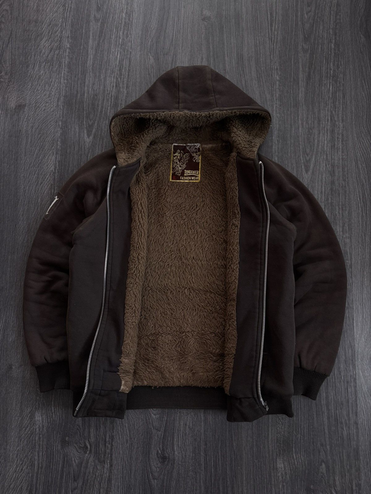 Vintage Y2K Vintage Fear Wing Sunfaded Fur Hoodie Size US L / EU 52-54 / 3 - 7 Thumbnail