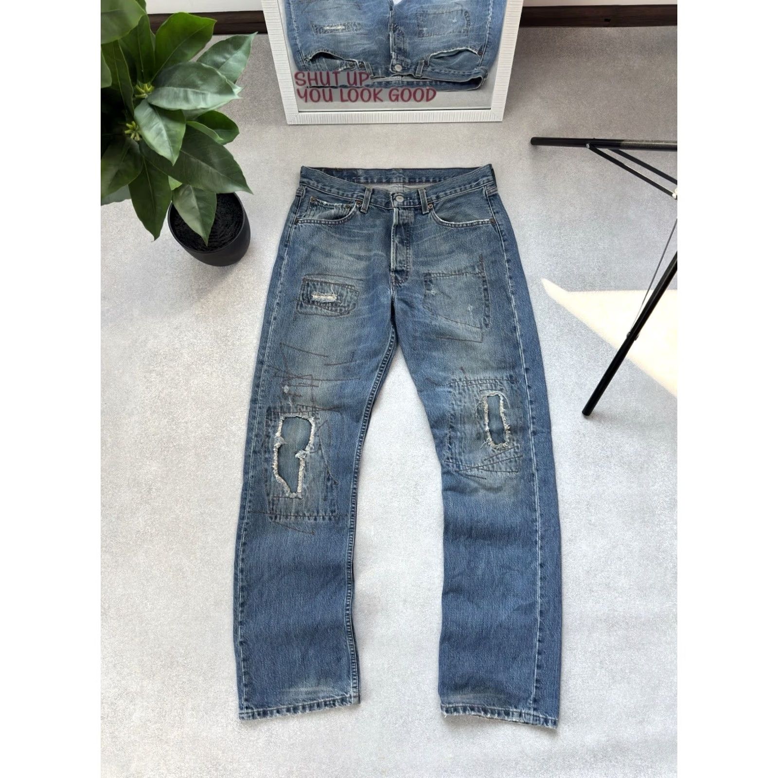 Levi's VINTAGE Levi's 501 Jeans Distressed Straight Men S 30 Blue Cotton 90s Streetwear Logo USA London Hip Hop City Luxury Casual Jeans Men Size US 29 - 2 Thumbnail