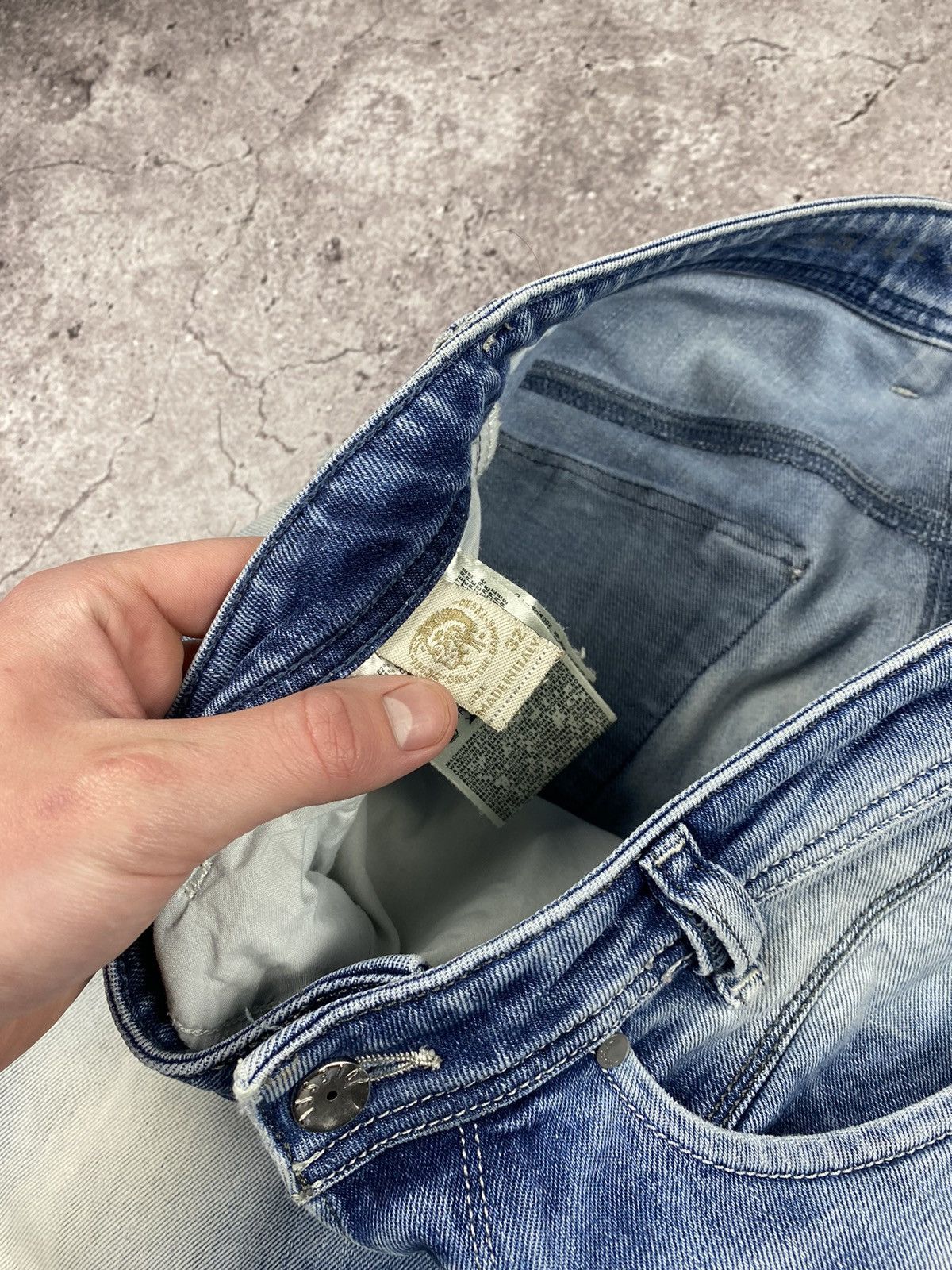 Diesel × Japanese Brand × Junya Watanabe Vintage Diesel Junya Watanabe Baggy Y2K Japanesse jeans😊 Size US 32 / EU 48 - 11 Thumbnail
