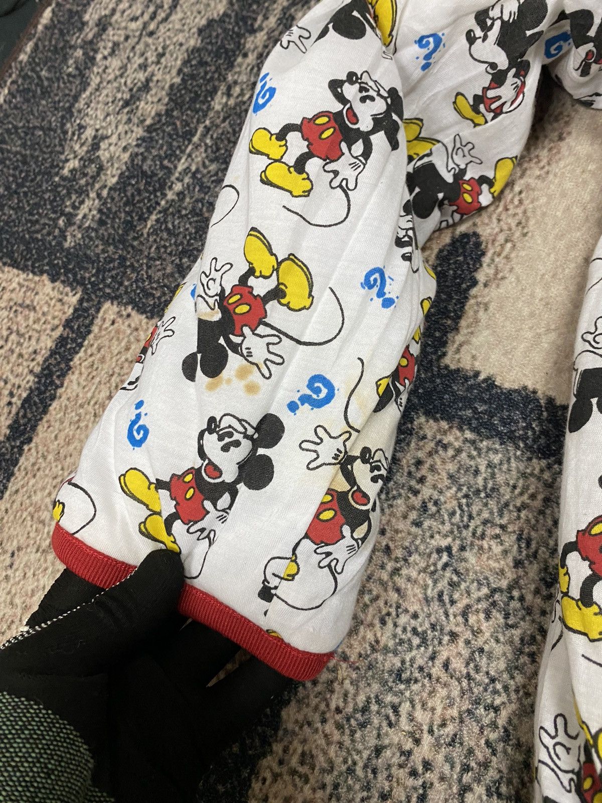 Mickey Mouse Vtg 90s Mickey and co. Reversible Puffer Sweatshirt Size US L / EU 52-54 / 3 - 12 Thumbnail