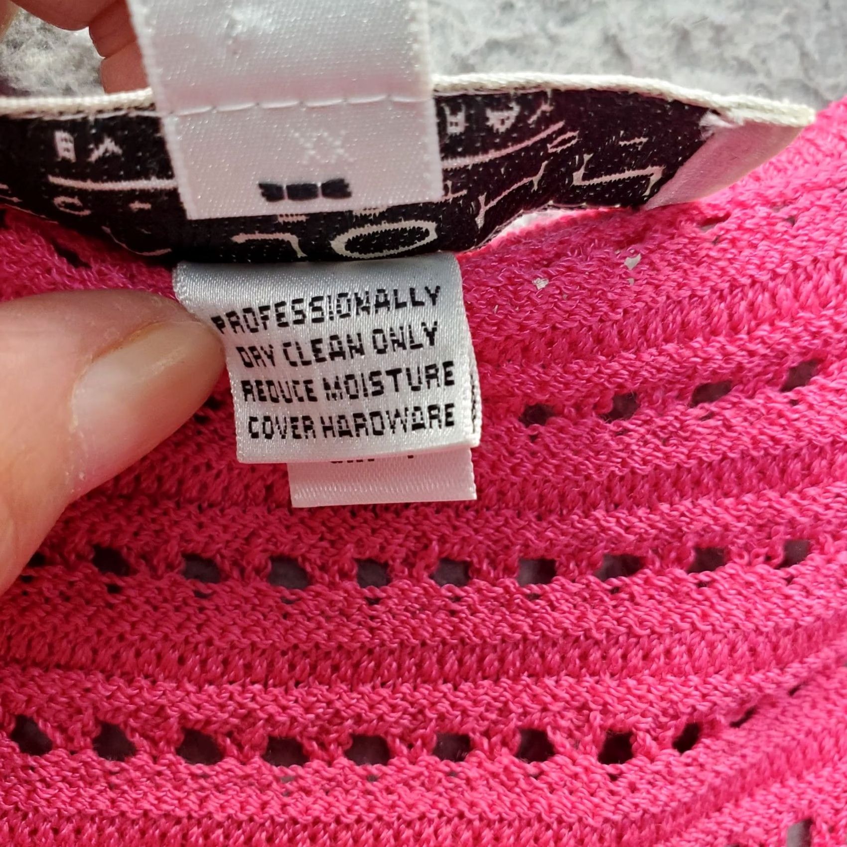 St. John St. John Womens Vest Shirt M Pink Sleeveless Pullover Knitted Knit V-Neck Casual Travel Ready Size M / US 6-8 / IT 42-44 - 6 Thumbnail